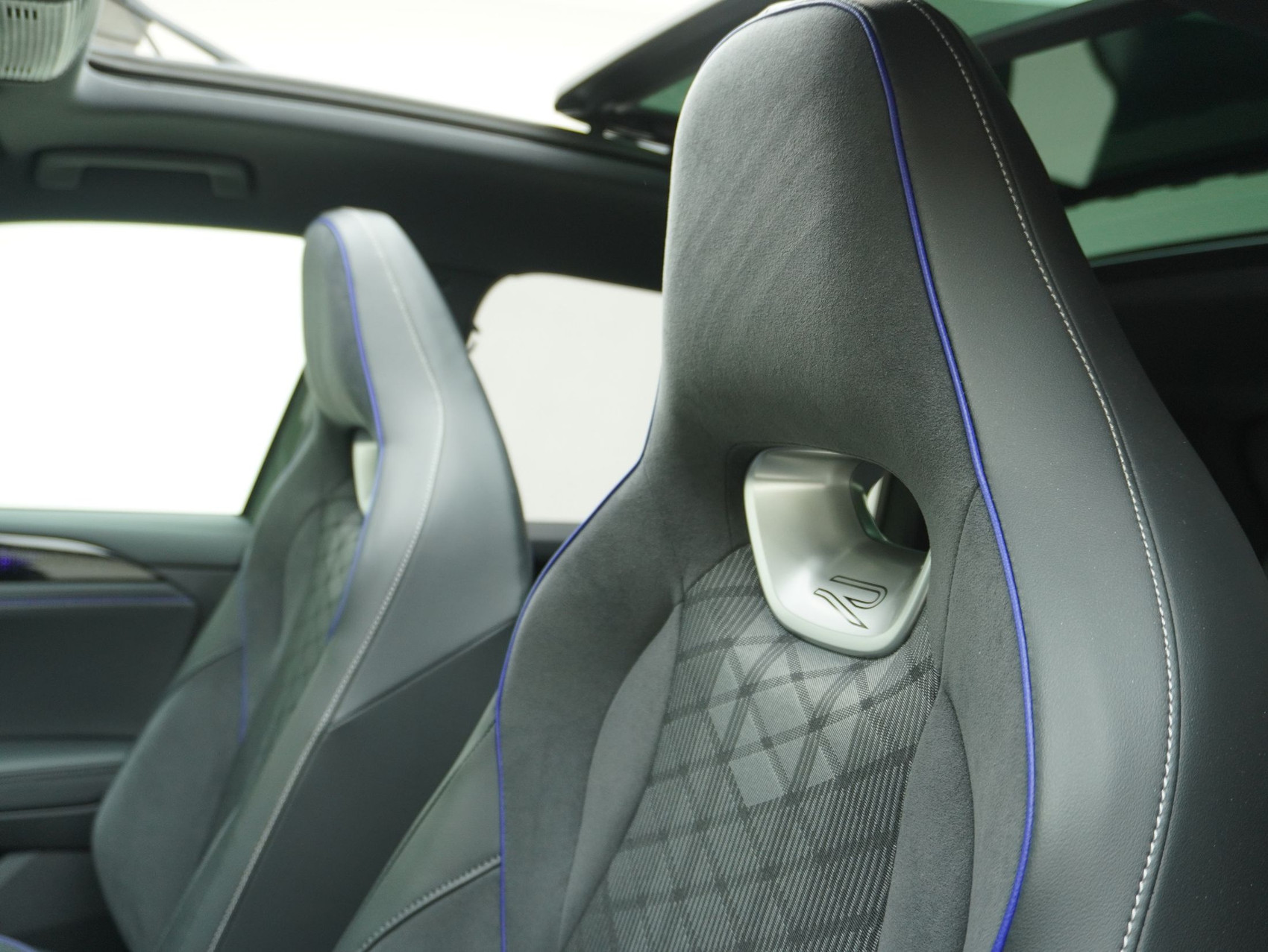 VW Tiguan 2.0 TDI DSG R-Line Black Style 4Motion (2025)