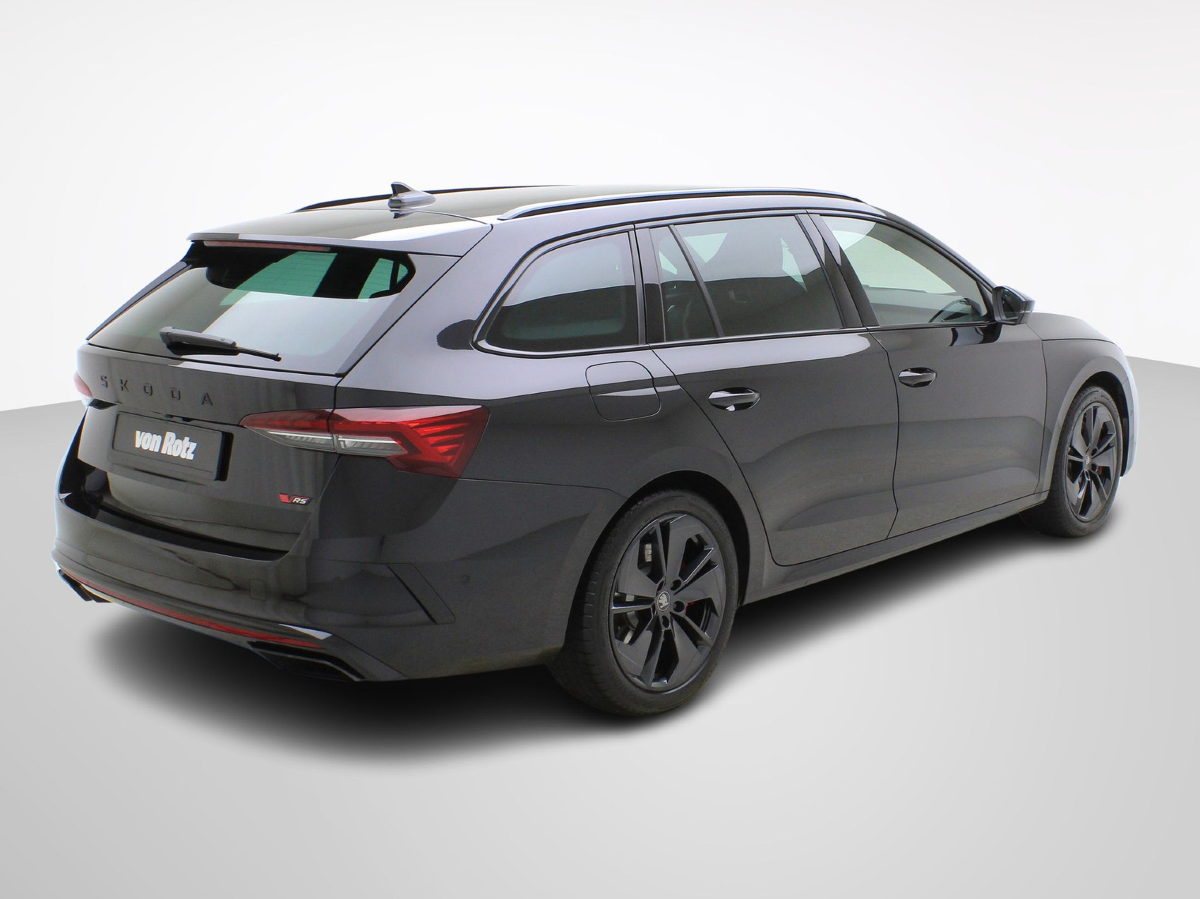 SKODA Octavia Combi 2.0 TSI DSG RS