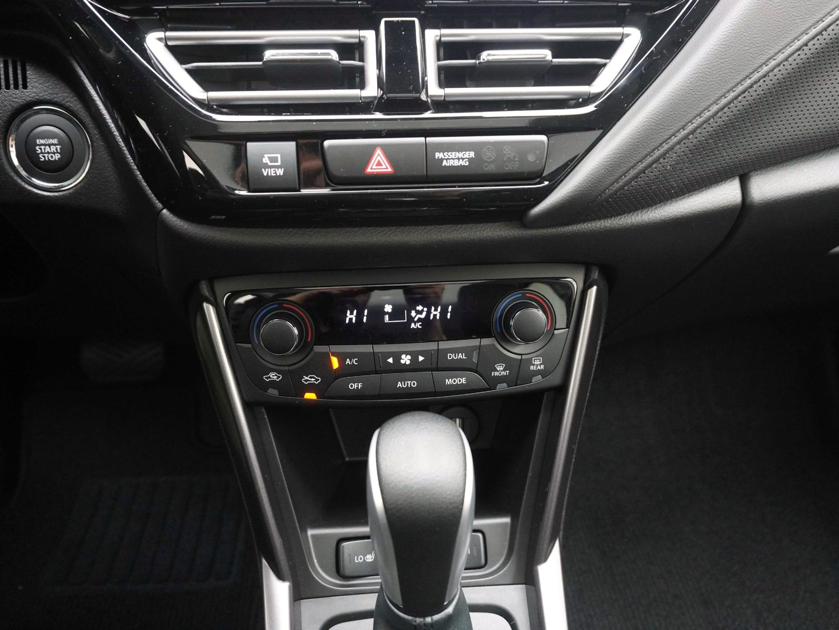 SUZUKI S-Cross 1.4 T Compact Top Hybrid 4×4