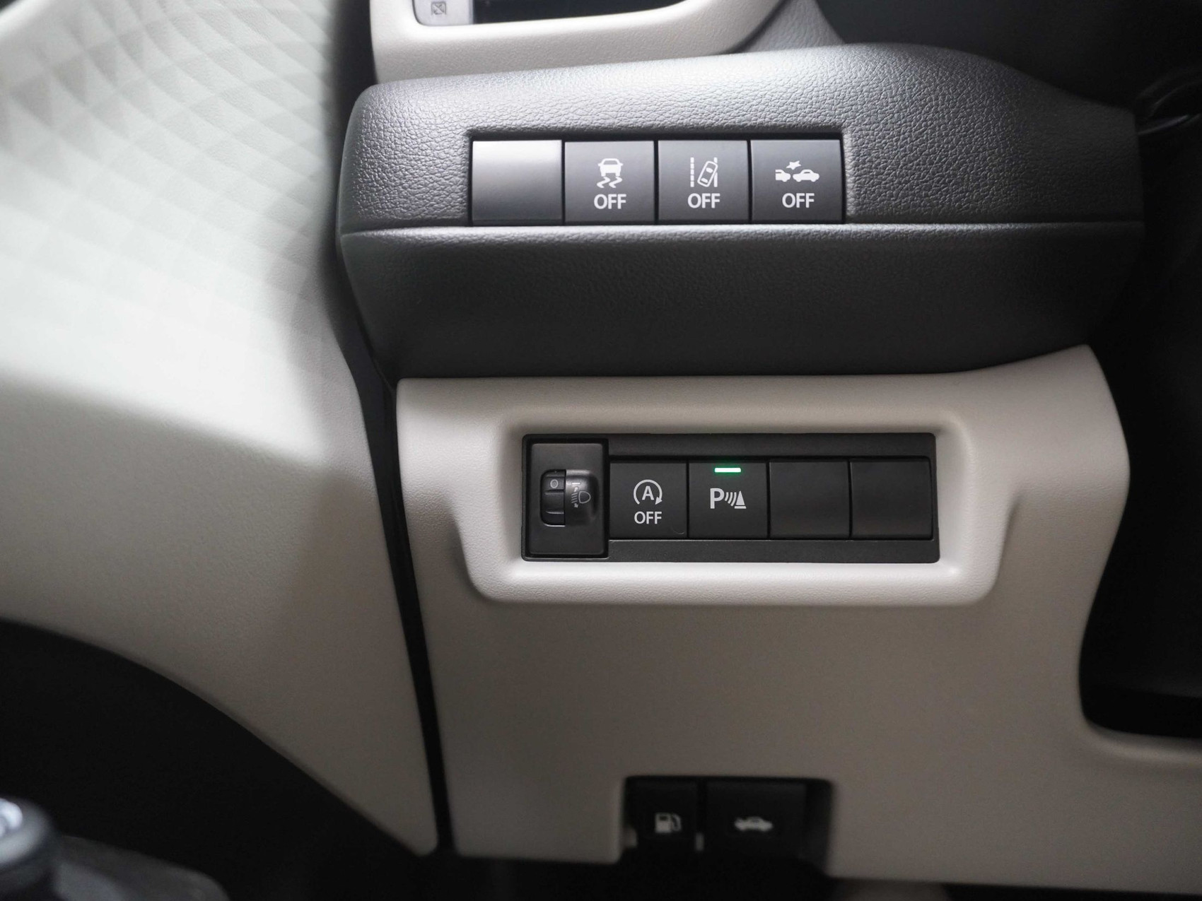 SUZUKI Swift 1.2 Compact Top Hybrid 4×4