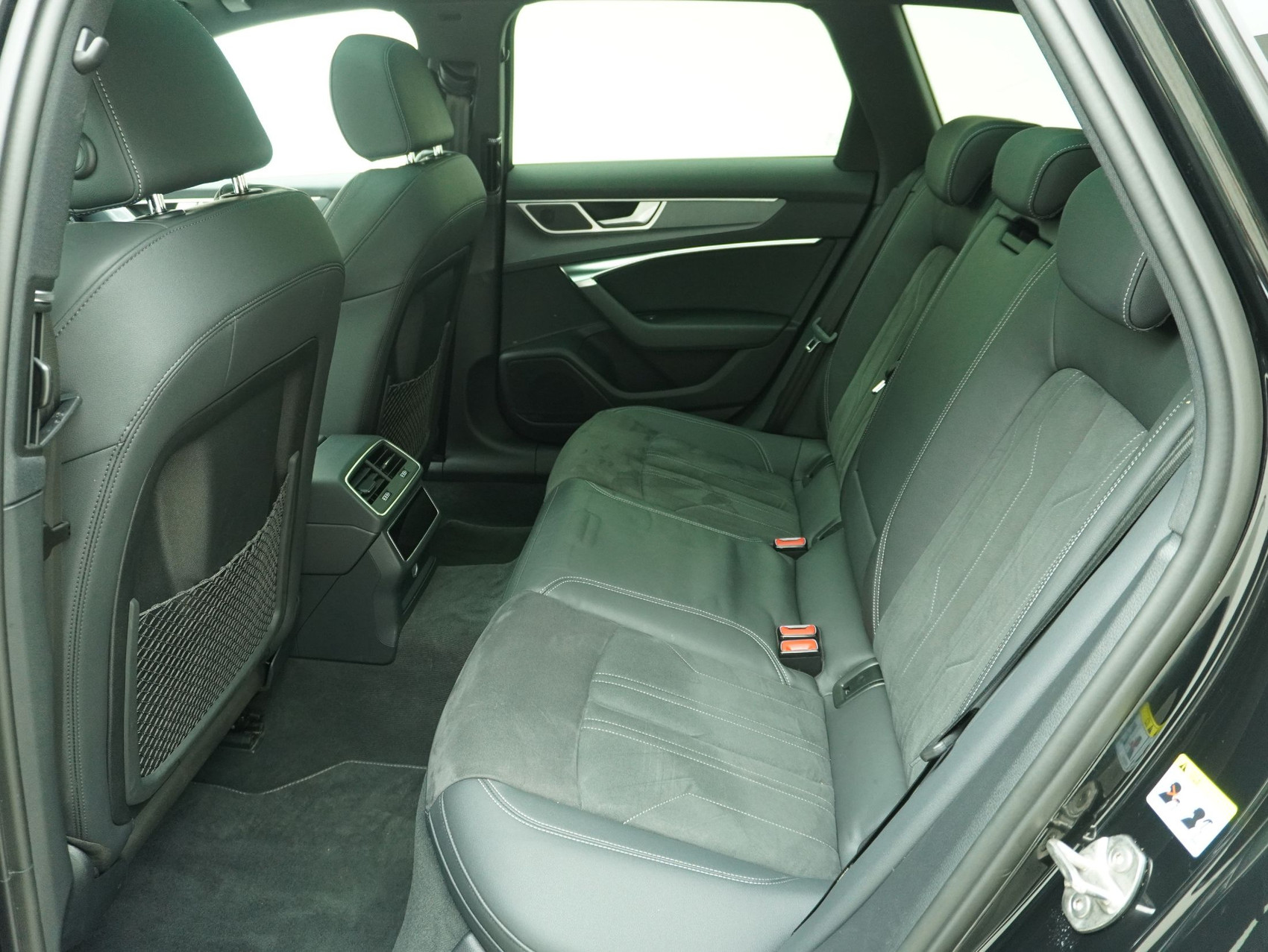 AUDI A6 Avant 45 TFSI S Line quattro S-Tronic **Audi Werksgarantie bis 01/2030**