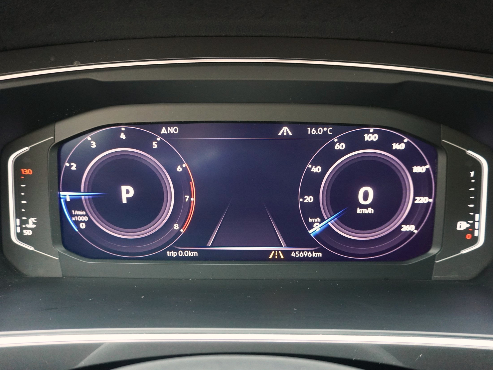 VW Tiguan Allspace 2.0 TSI DSG R-Line 4Motion