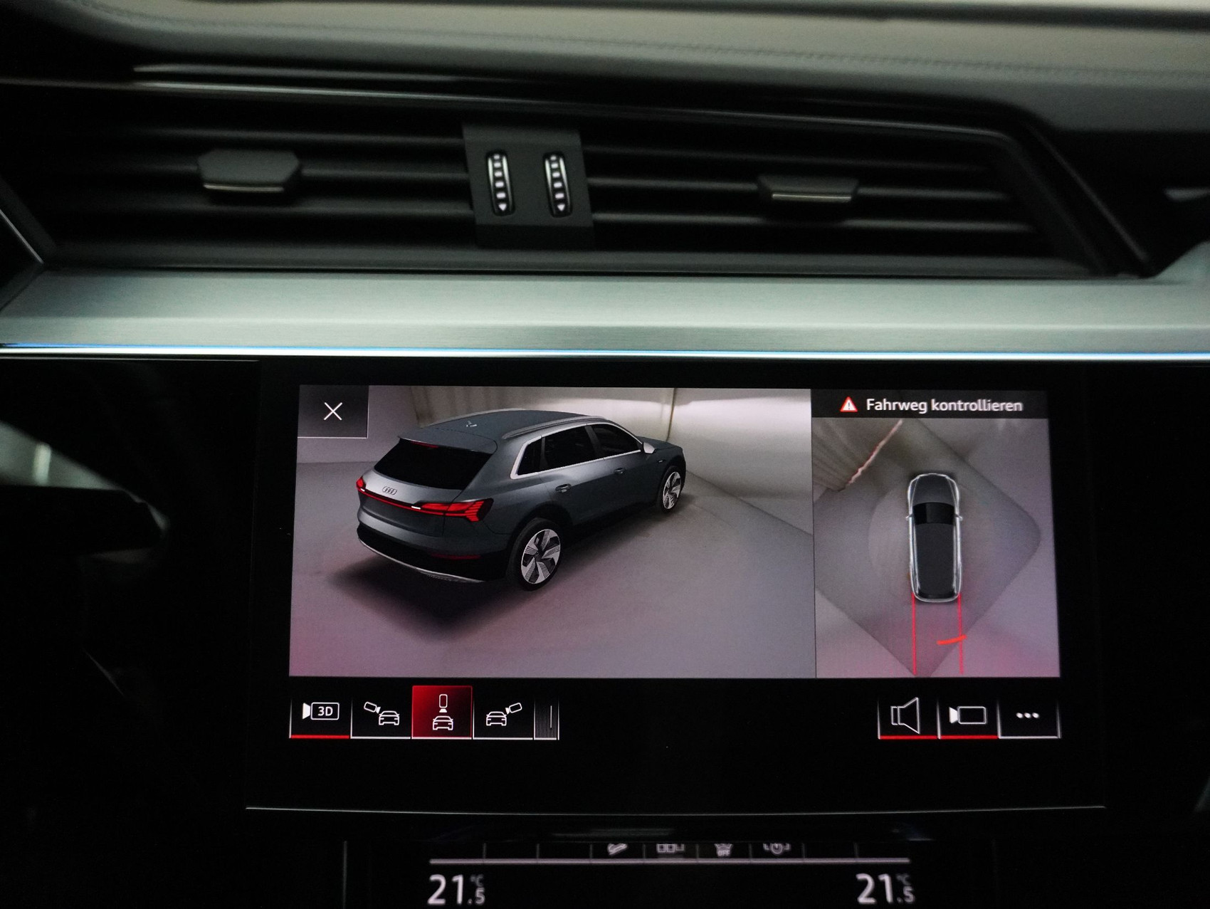 AUDI e-tron 55 S Line quattro