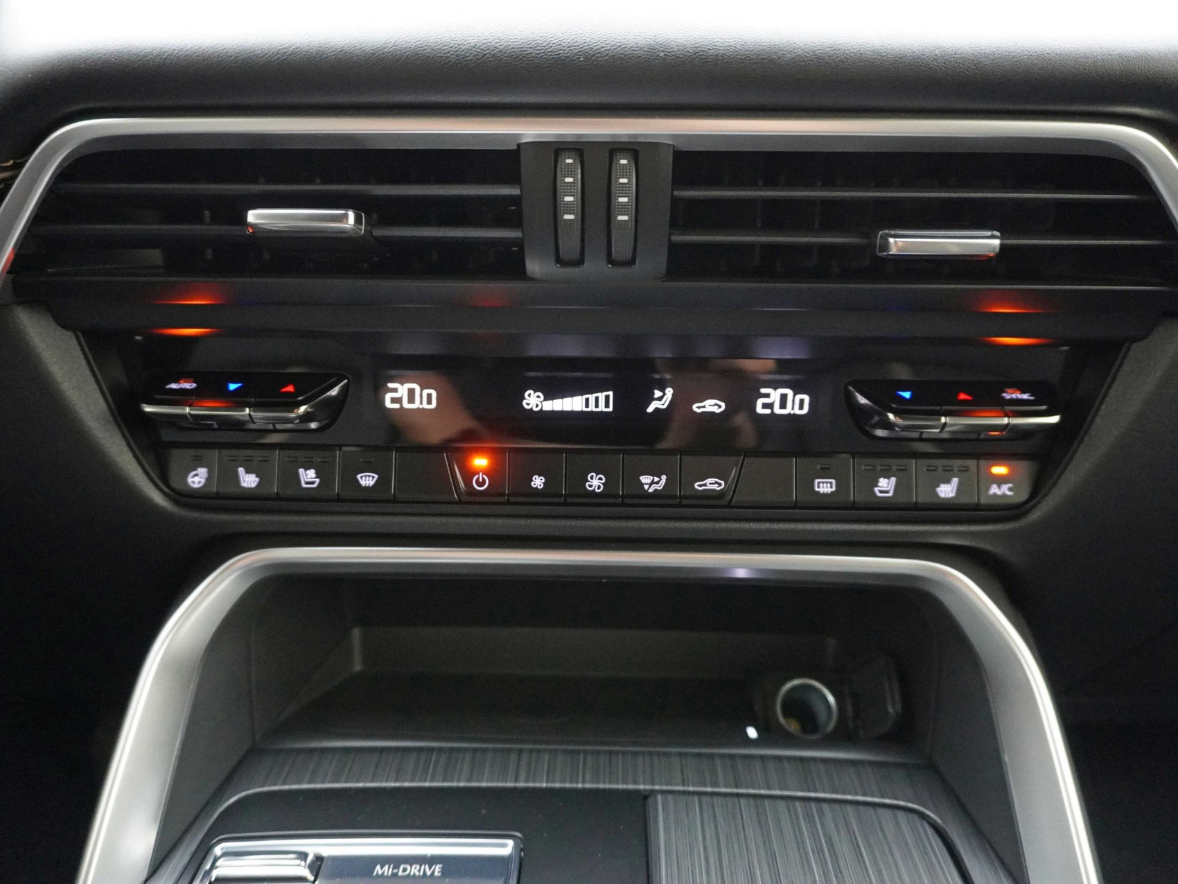 MAZDA CX-60 2.5 PHEV Homura Plus