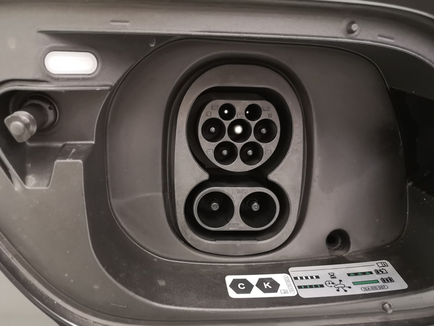 VW ID.5 Pro Performance