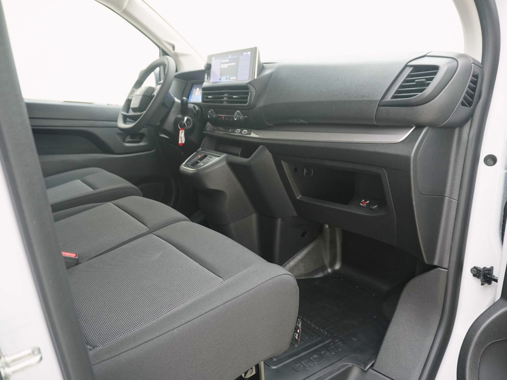 TOYOTA Proace PROACE Van L1 2.2 D Advanced ** mit Heckklappe **