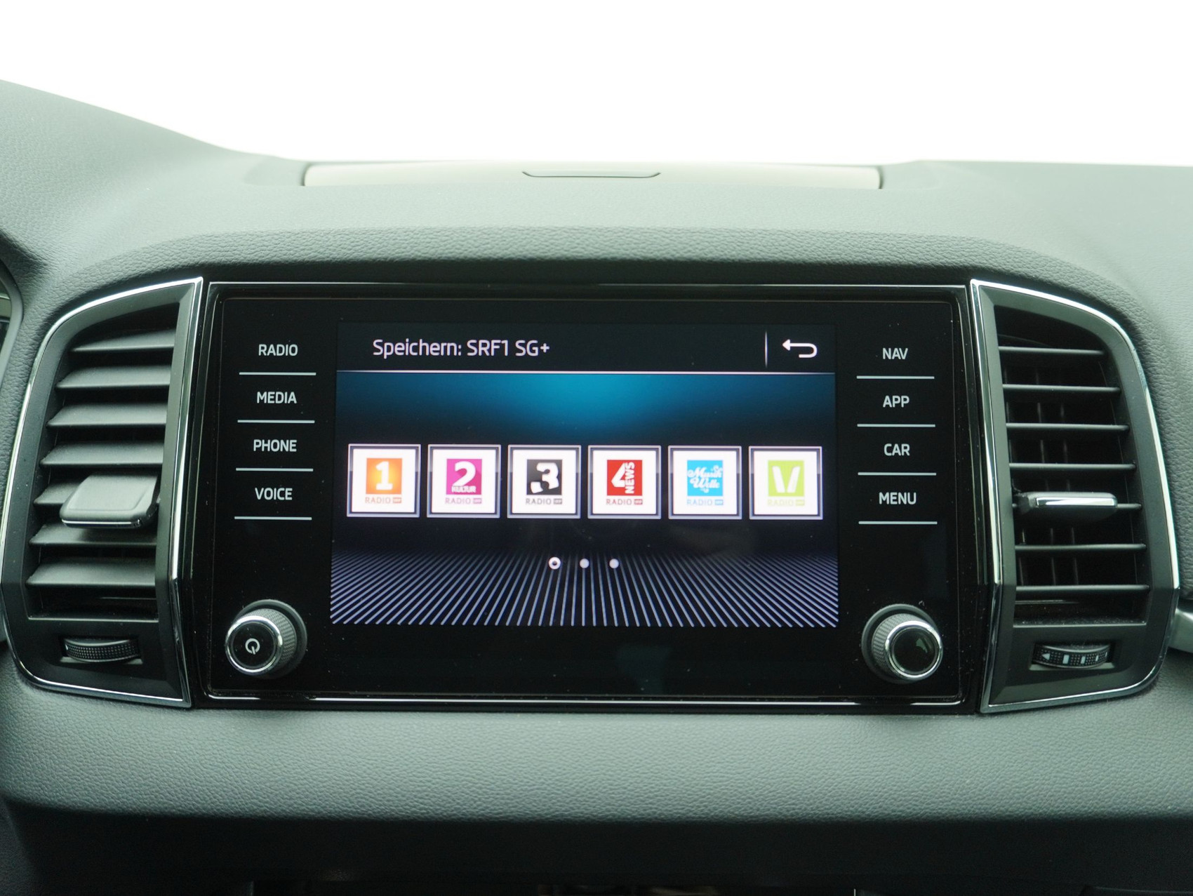 SKODA Karoq 1.5 TSI DSG Style