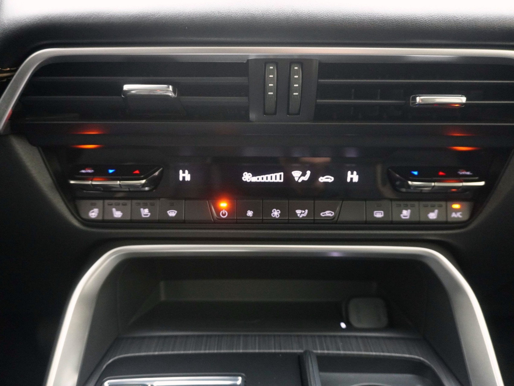 MAZDA CX-60 2.5 PHEV Homura Plus ***Gratis Mazda Service Pack 4 Jahre / 80’000km***