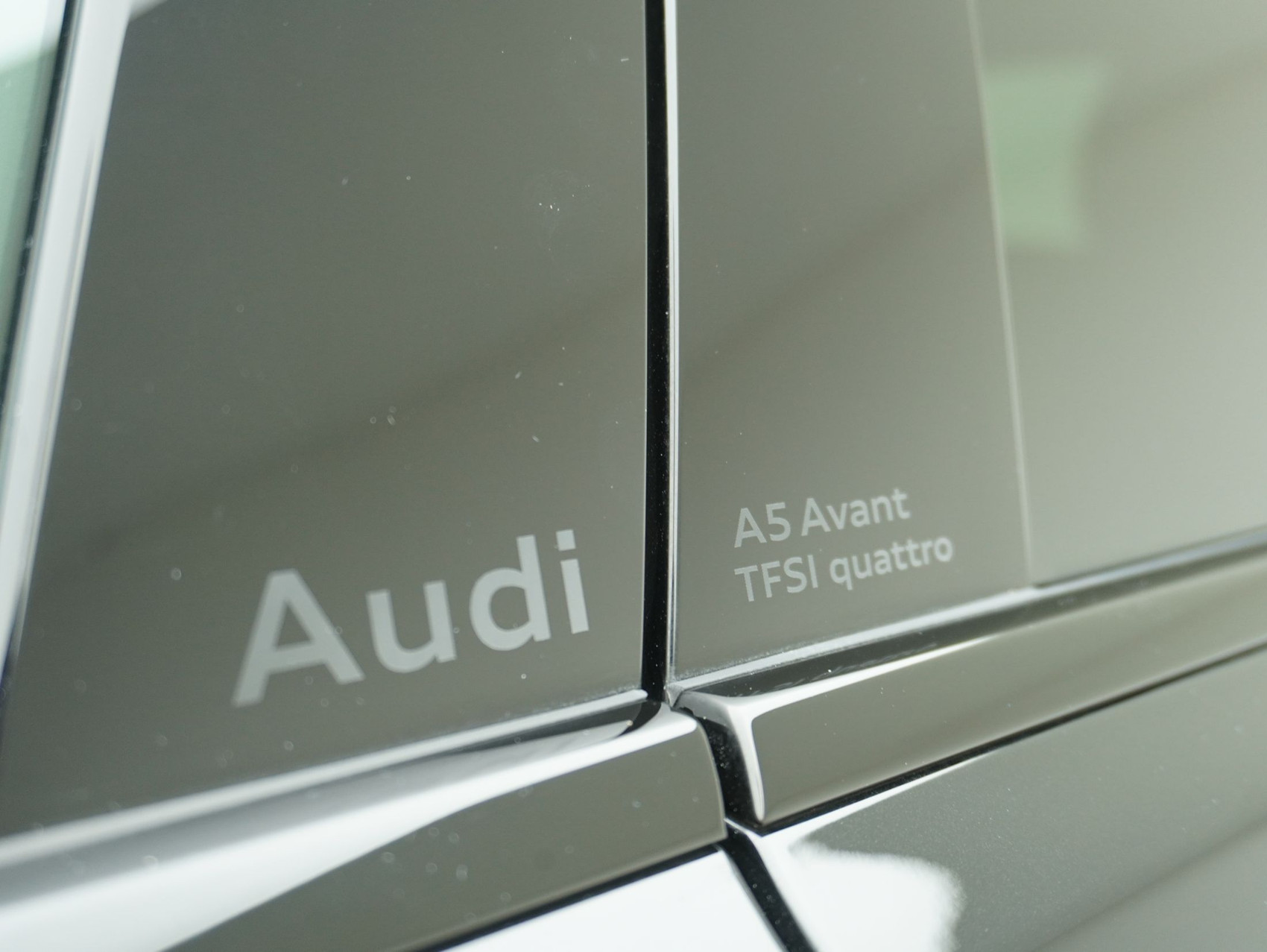 AUDI A5 Avant 2.0 TFSI S line quattro S-Tronic