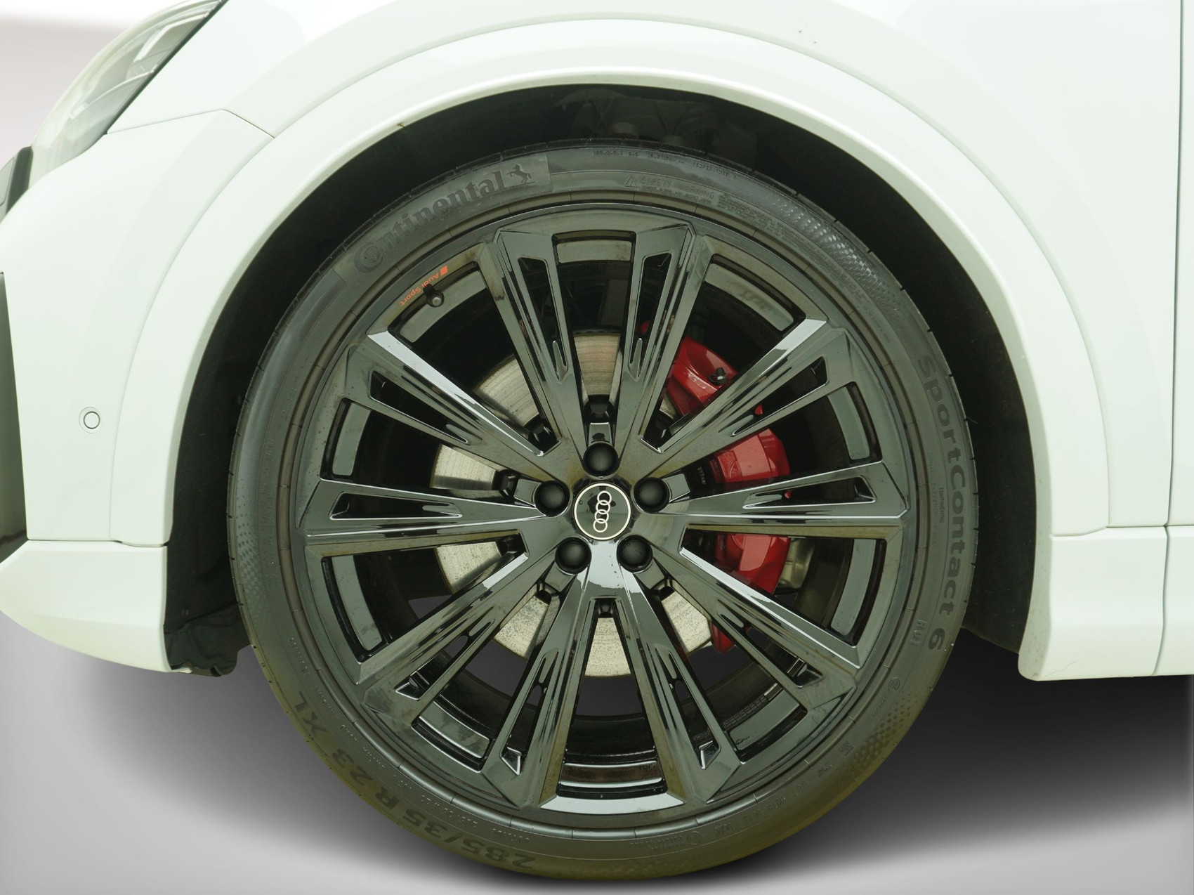 AUDI Q8 SUV 55 TFSI e S line quattro T-Tronic **Audi Werksgarantie bis 06/2030**