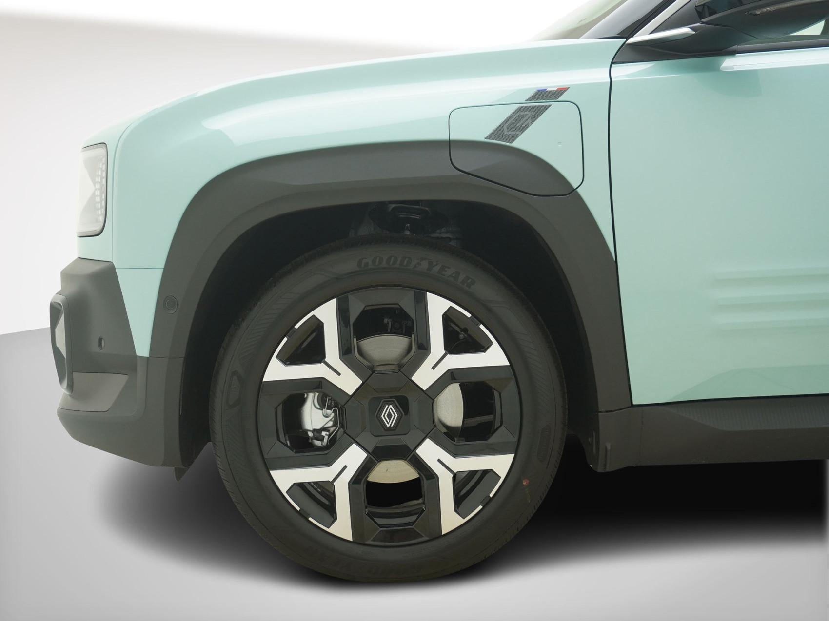 RENAULT R4 E-Tech Comfort Range techno