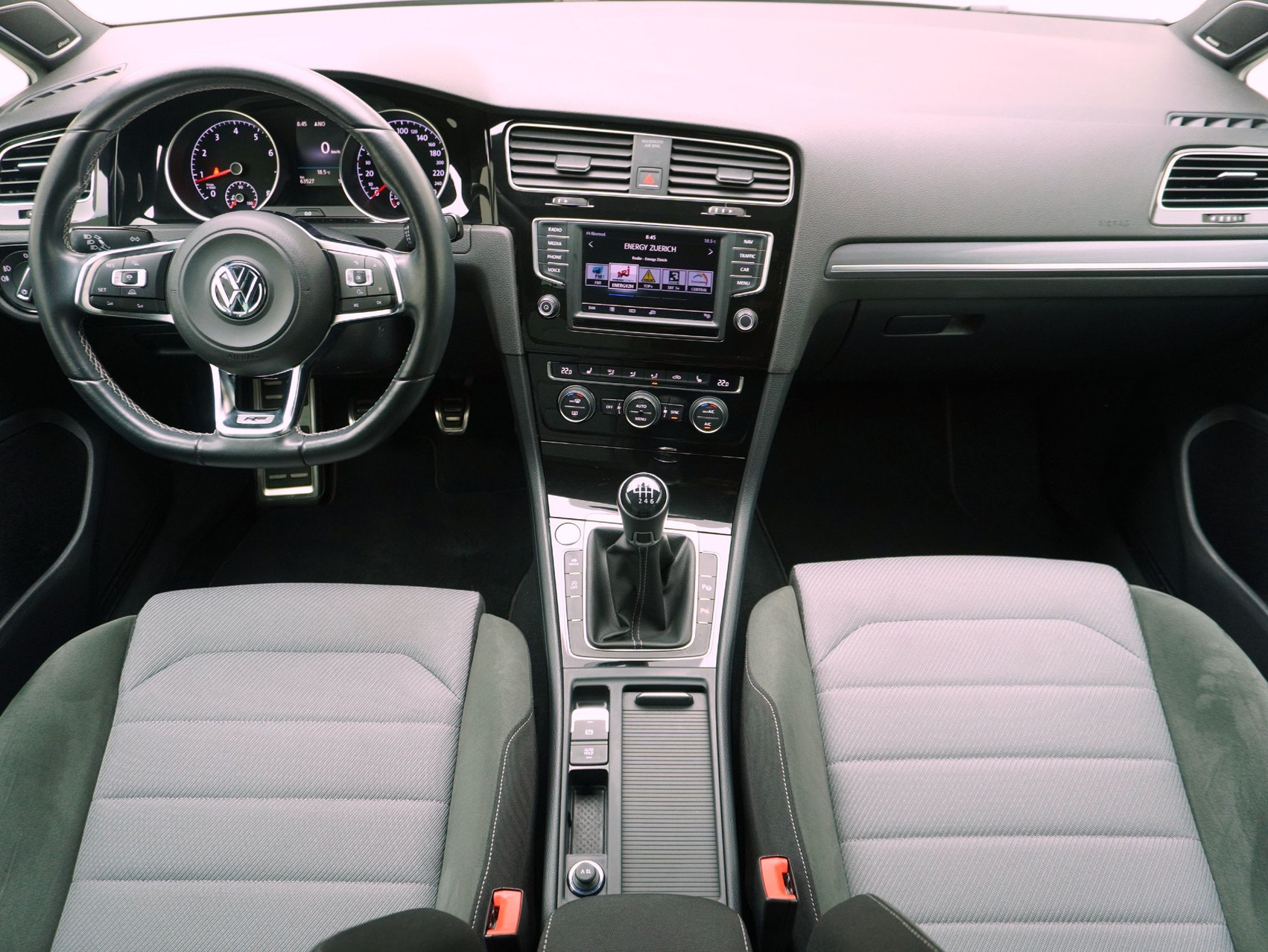 VW Golf 7 1.4 TSI R-Line