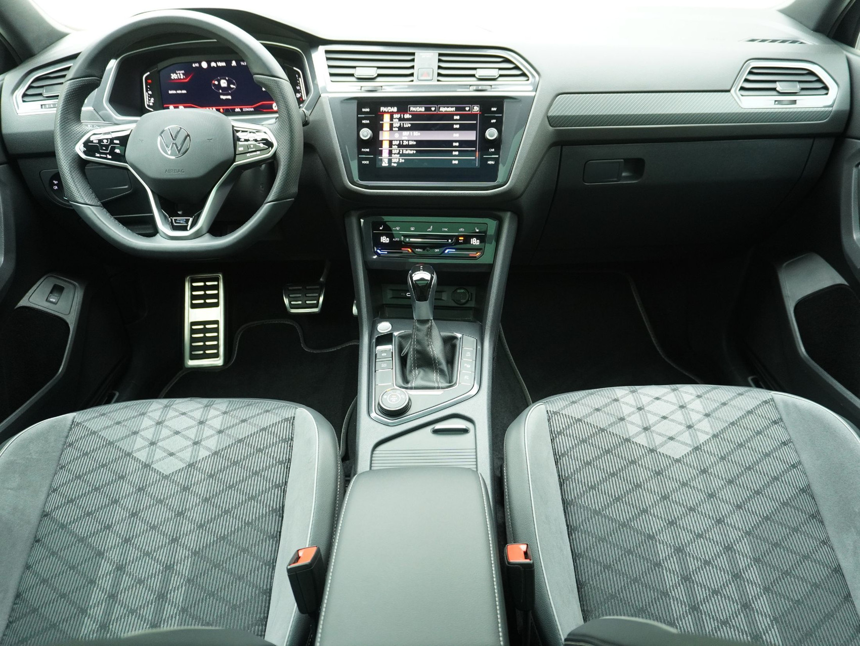 VW Tiguan Allspace 2.0 TSI DSG R-Line Black Style 4Motion