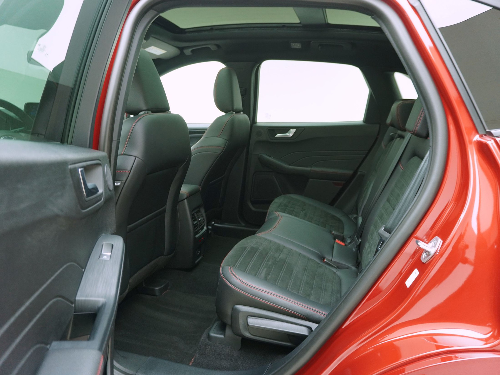 FORD Kuga 2.5 Plug-in Hybrid ST-Line X