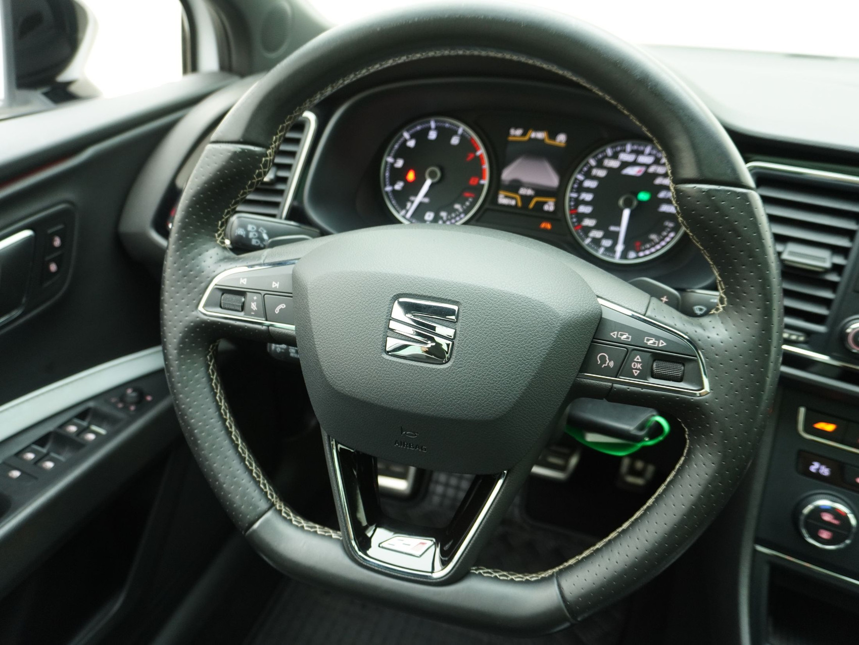 SEAT Leon ST 2.0 TSI DSG Cupra