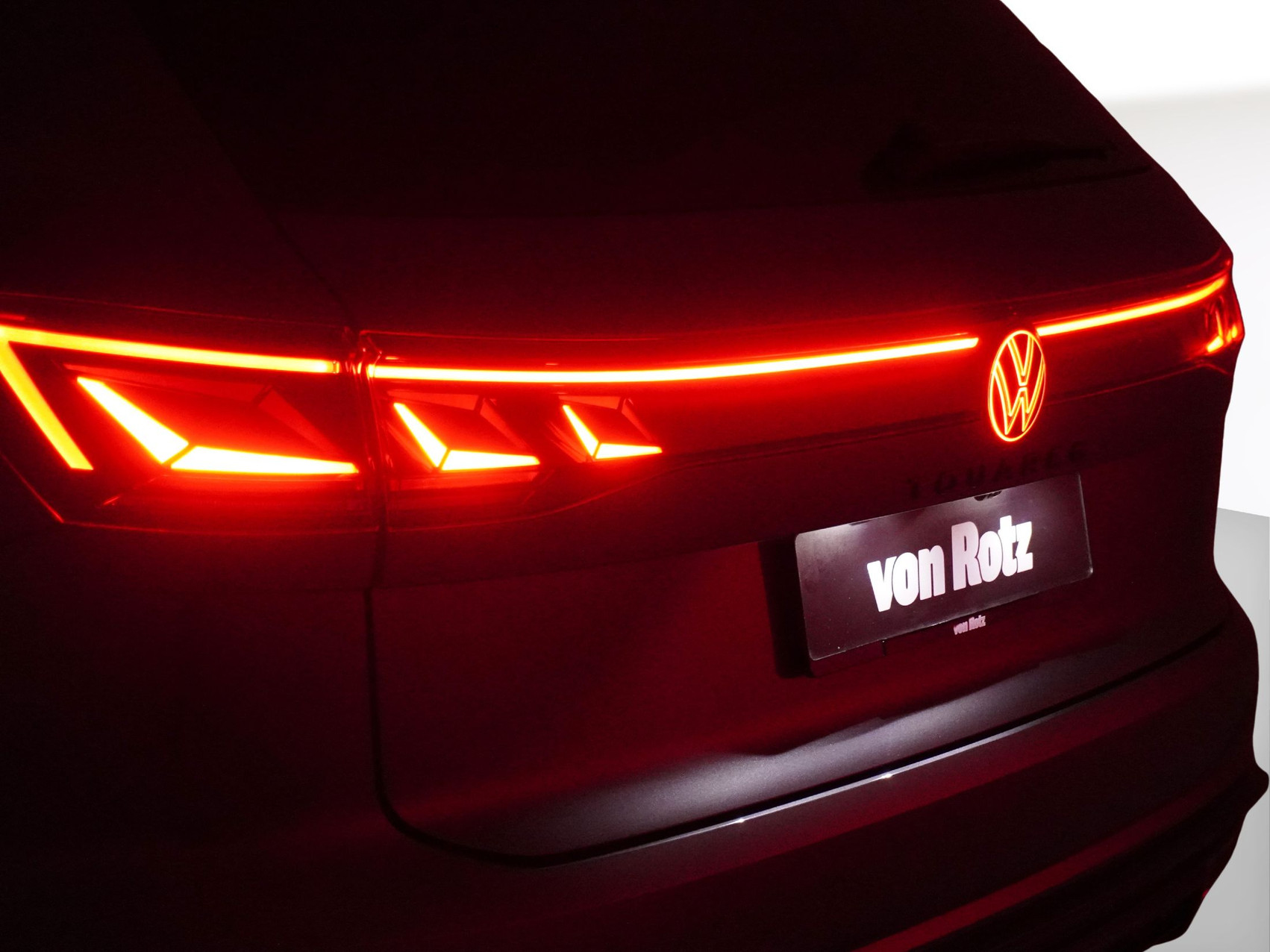 VW Touareg 3.0 V6 TSI R-Line Black Style 4Motion **Vollausstattung**