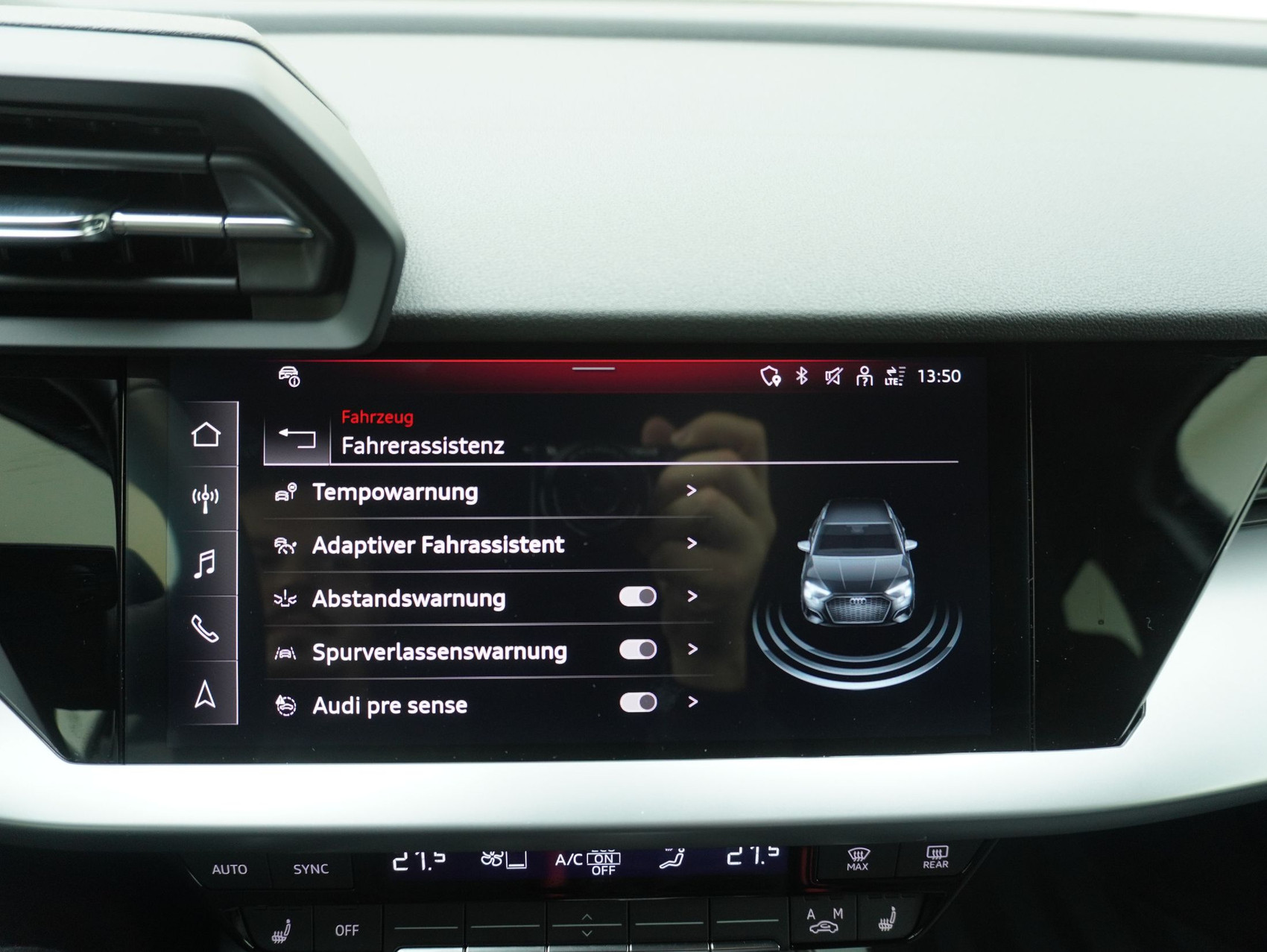 AUDI A3 Sportback 40 TFSI S line quattro S-Tronic **Audi Werksgarantie bis 09/2028**