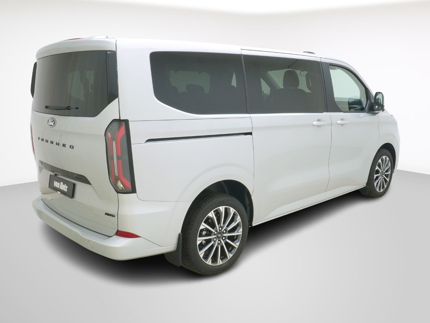 FORD Tourneo Custom 320 L1 2.0 TDCI 4×4 Titanium X