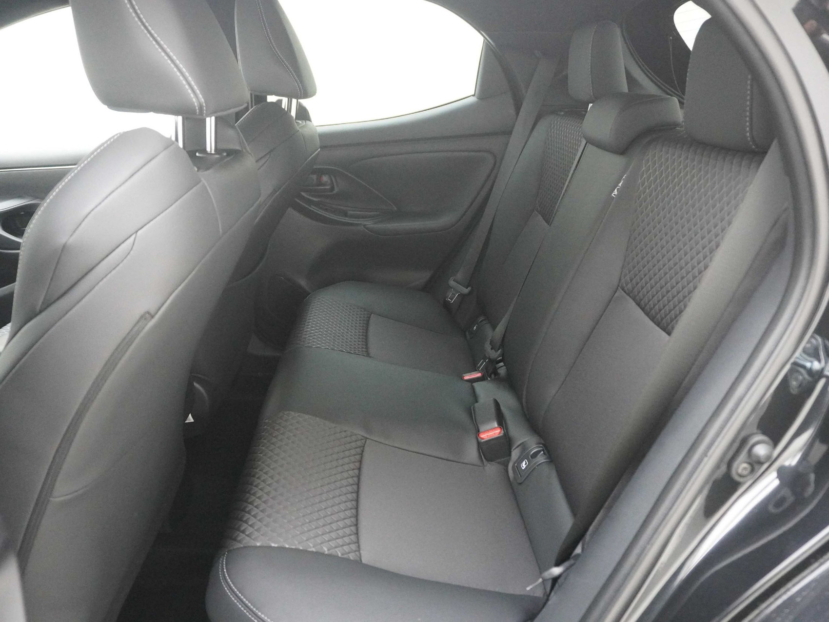 MAZDA 2 1.5 Hybrid Homura