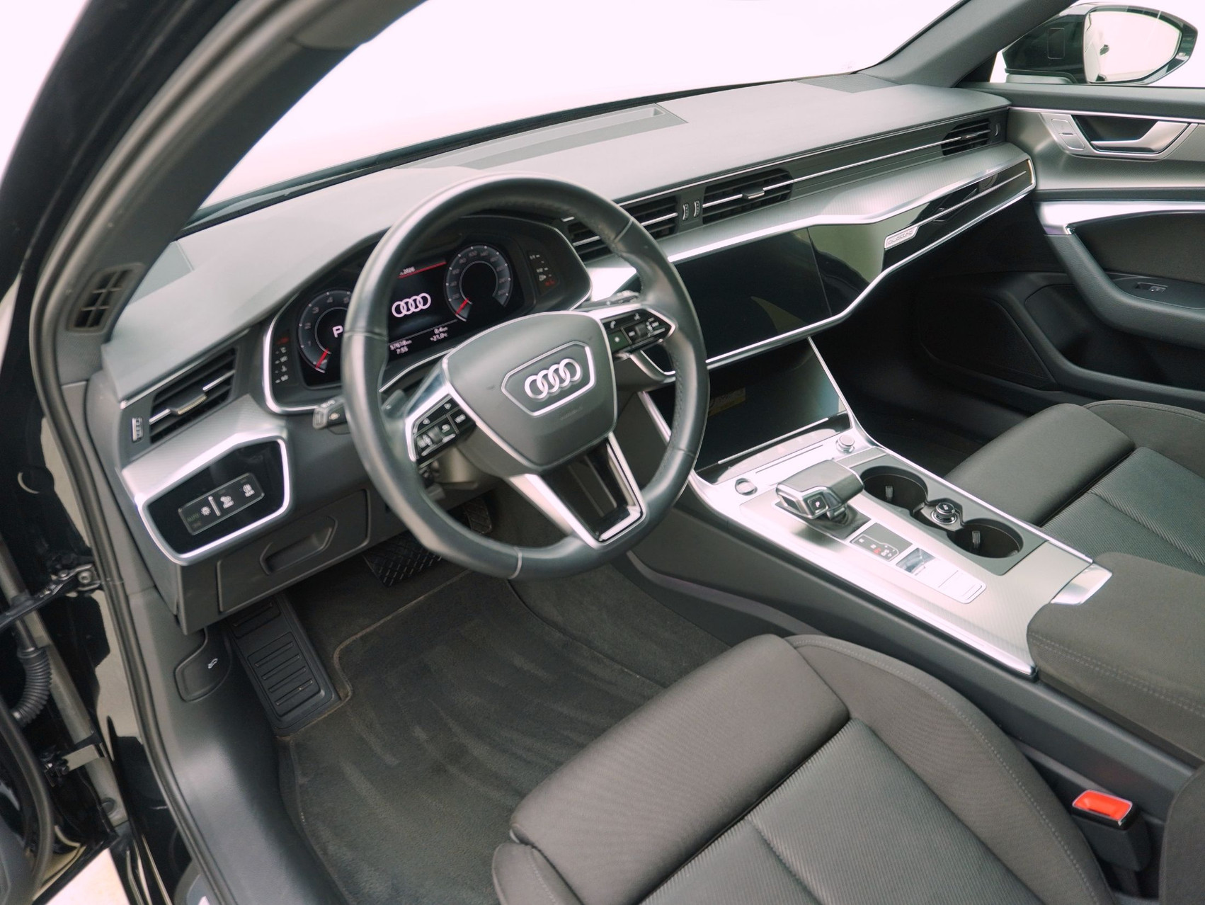 AUDI A6 Avant 45 TFSI Sport quattro S-Tronic