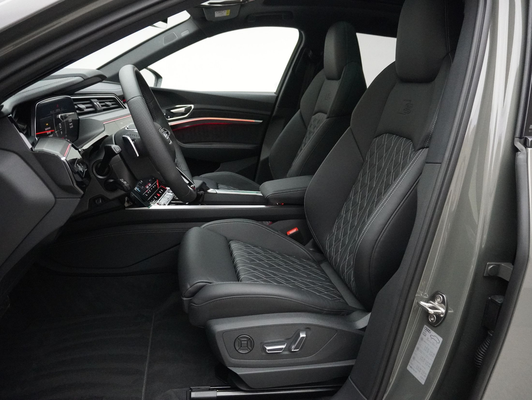 AUDI SQ8 e-tron quattro **Audi Garantie bis 10/2029**