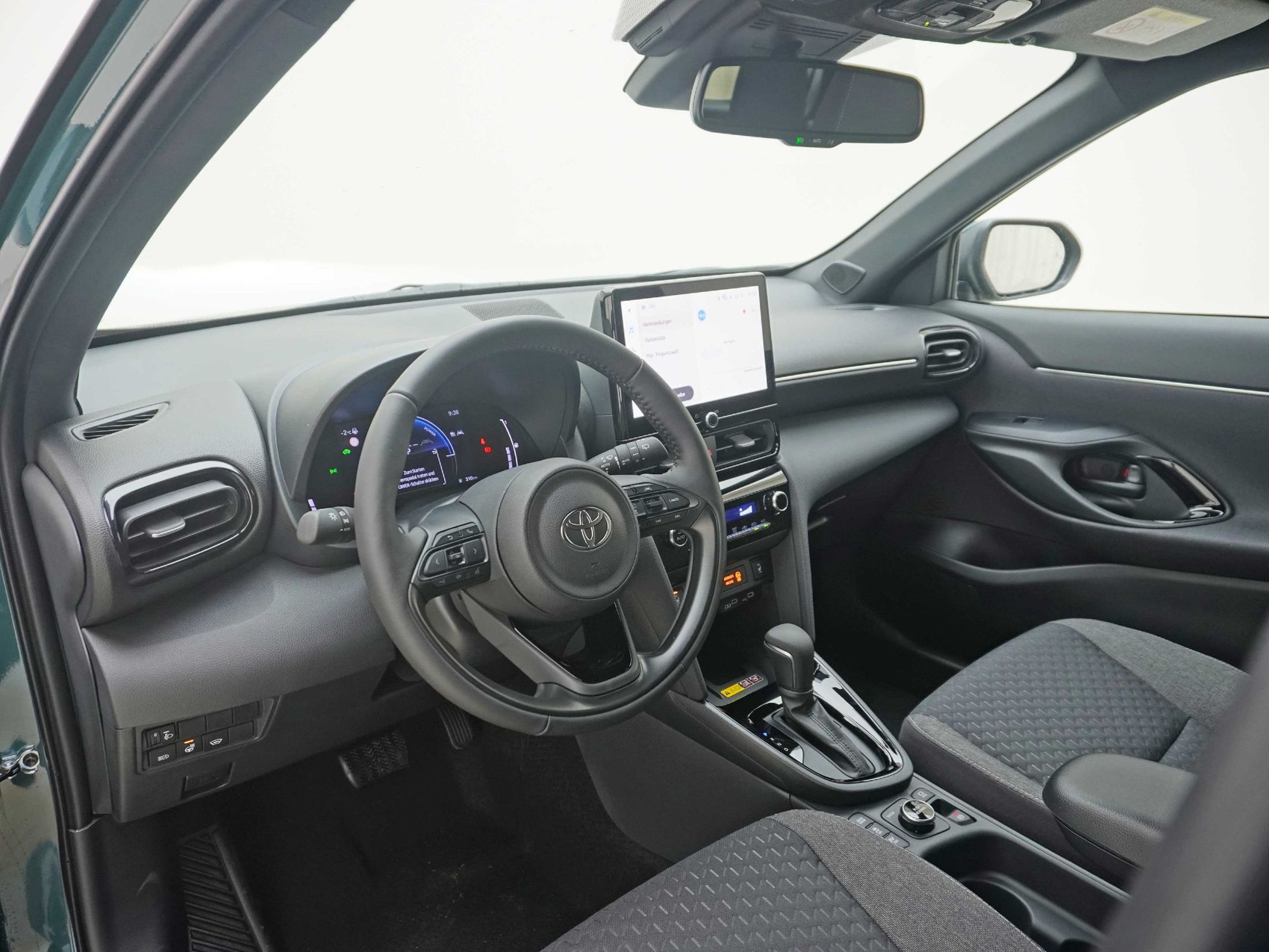 TOYOTA Yaris Cross 1.5 HSD Trend AWD-i ** 4×4 **