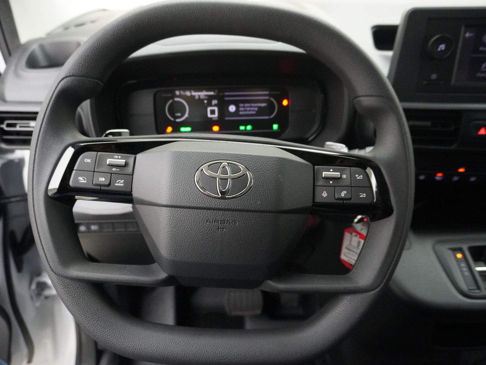 TOYOTA Proace City PROACE CITY Van L1 52KWh Active