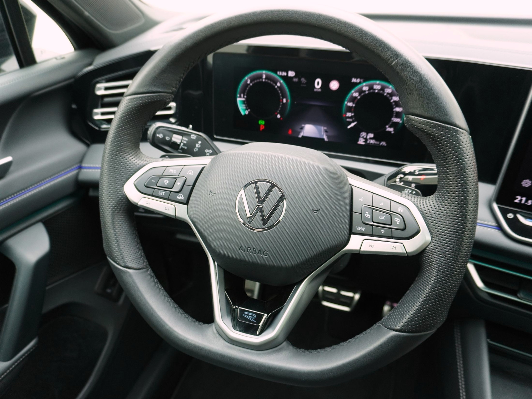 VW Tiguan 2.0 TDI DSG R-Line Black Style 4Motion (2025)