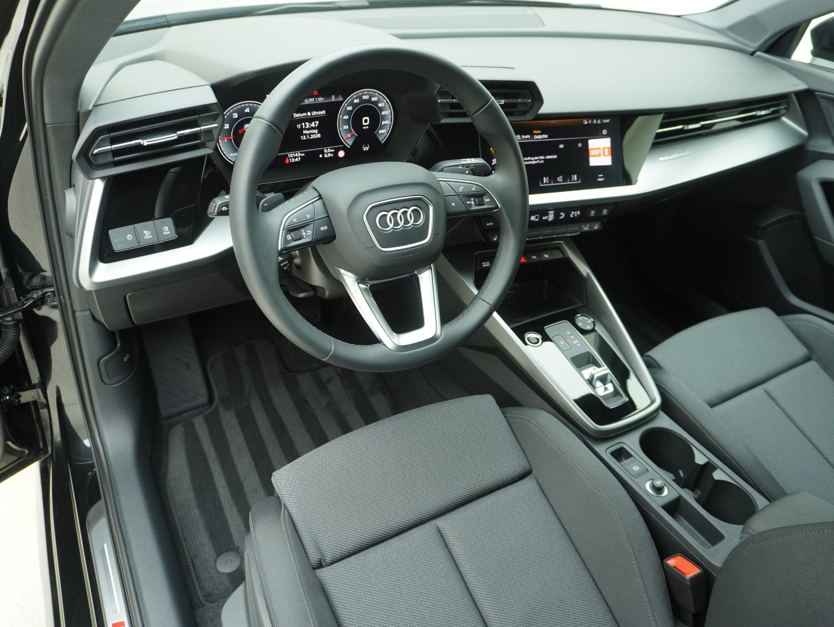 AUDI A3 Sportback 40 TFSI S line quattro S-Tronic **Audi Werksgarantie bis 09/2028**