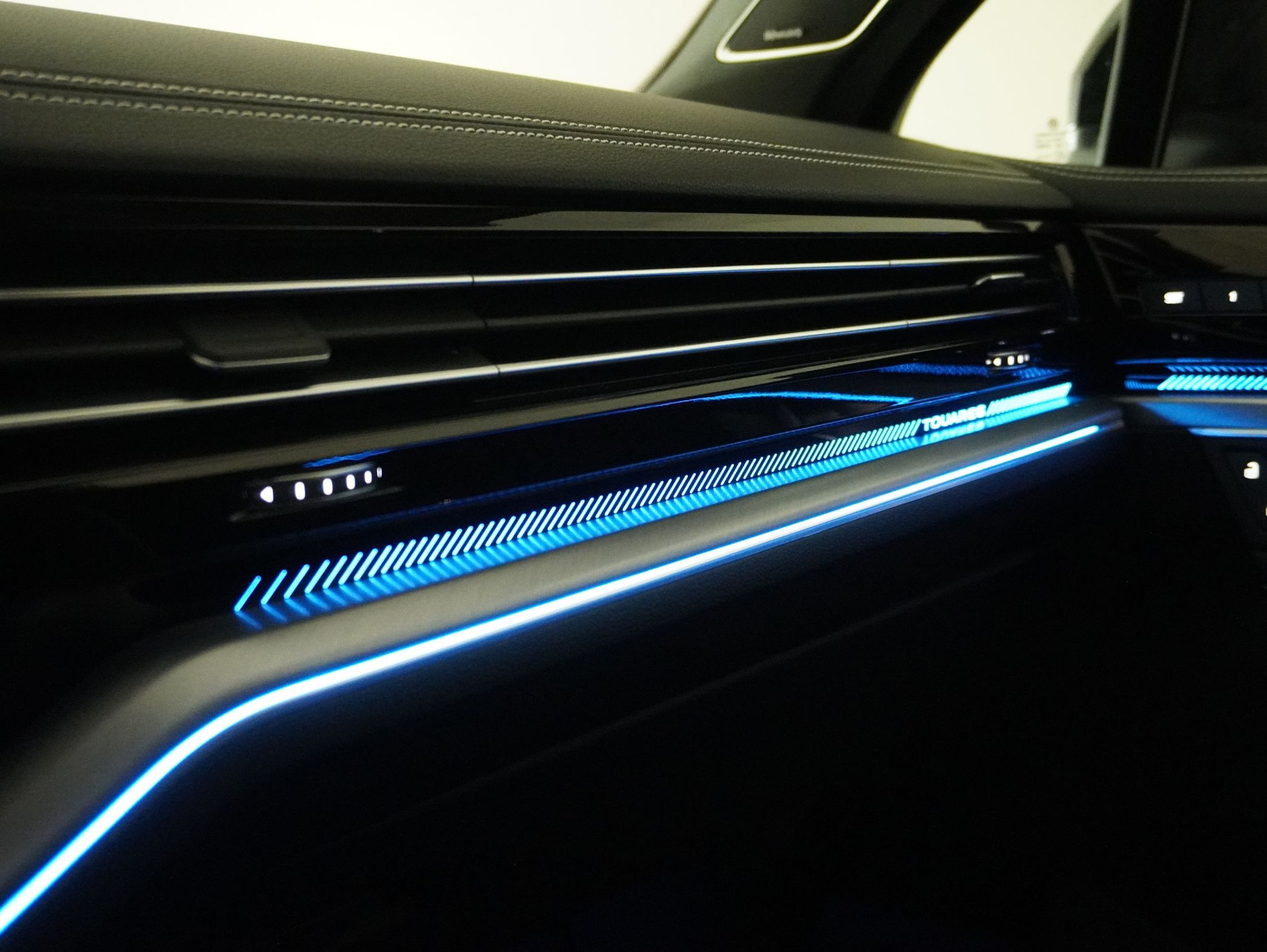 VW Touareg 3.0 V6 TSI R-Line Black Style 4Motion