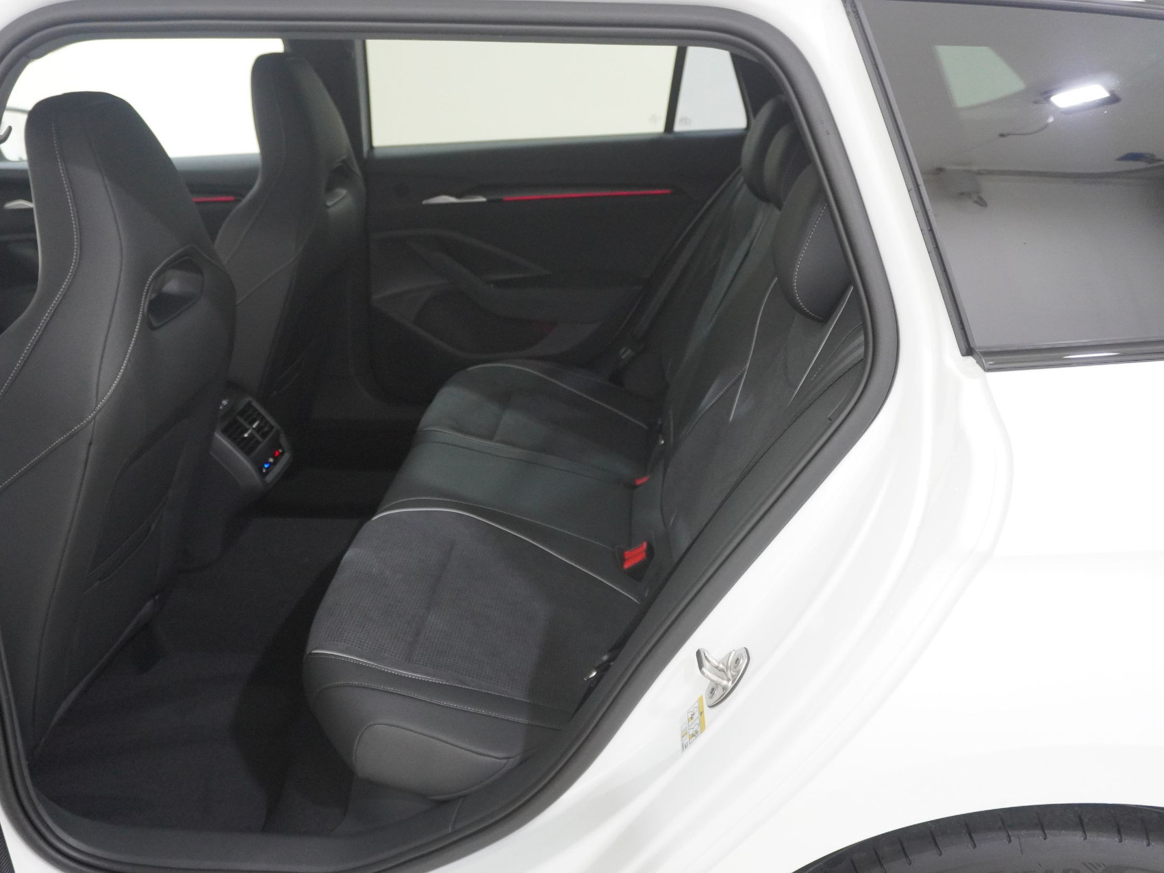 SKODA Superb 2.0 TSI Sportline 4×4 DSG