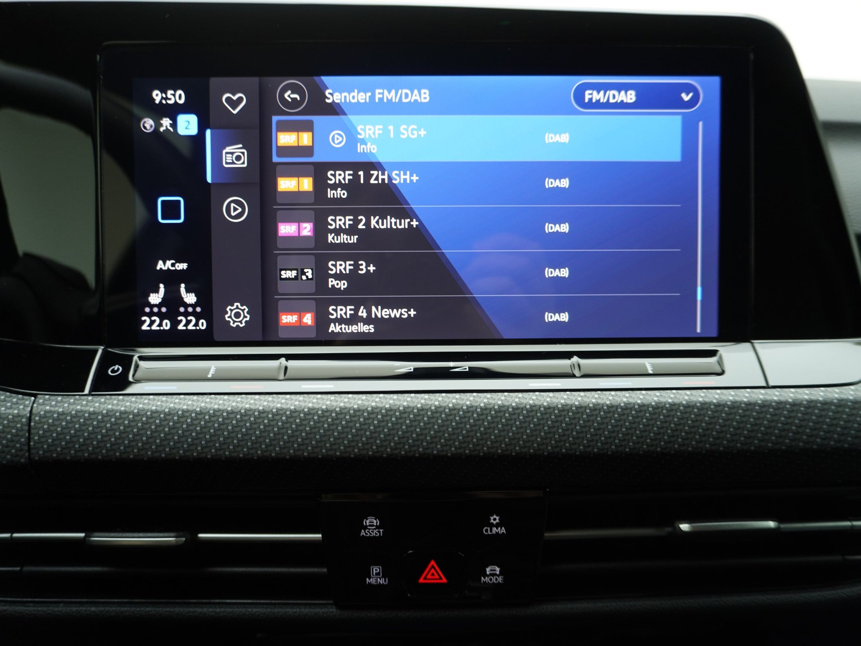 VW Golf 8 1.5 eTSI DSG R-Line