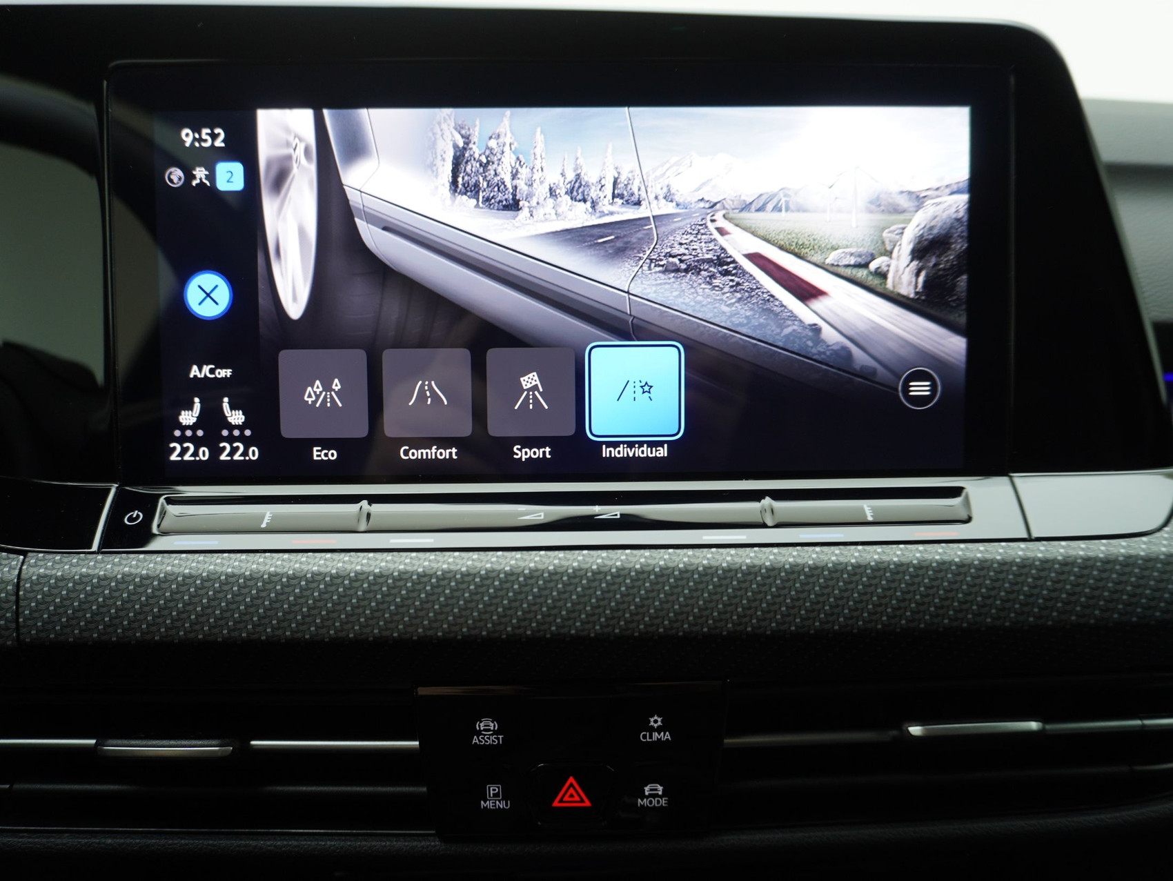 VW Golf 8 1.5 eTSI DSG R-Line