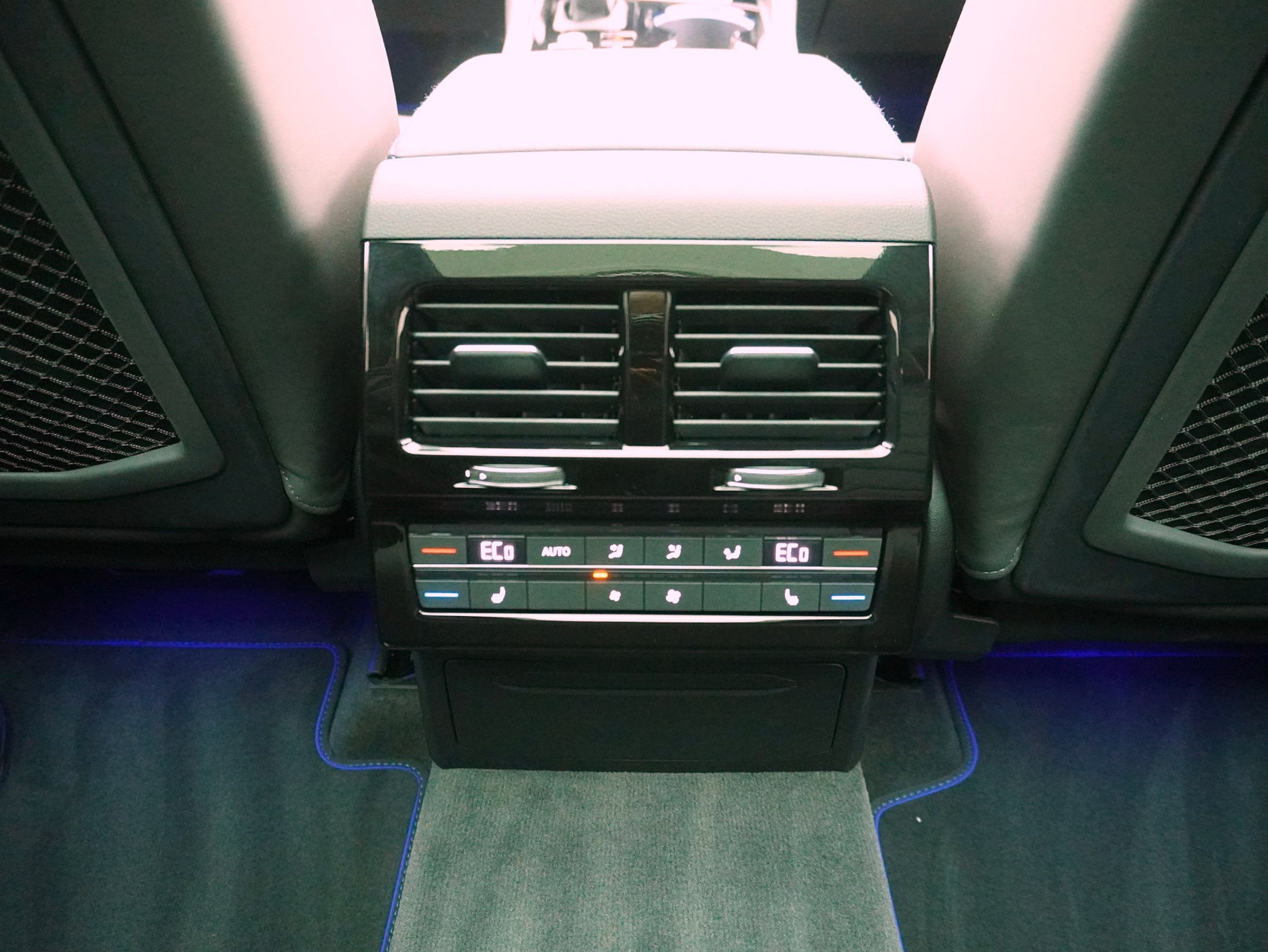 VW Touareg eHybrid TSI R 4Motion