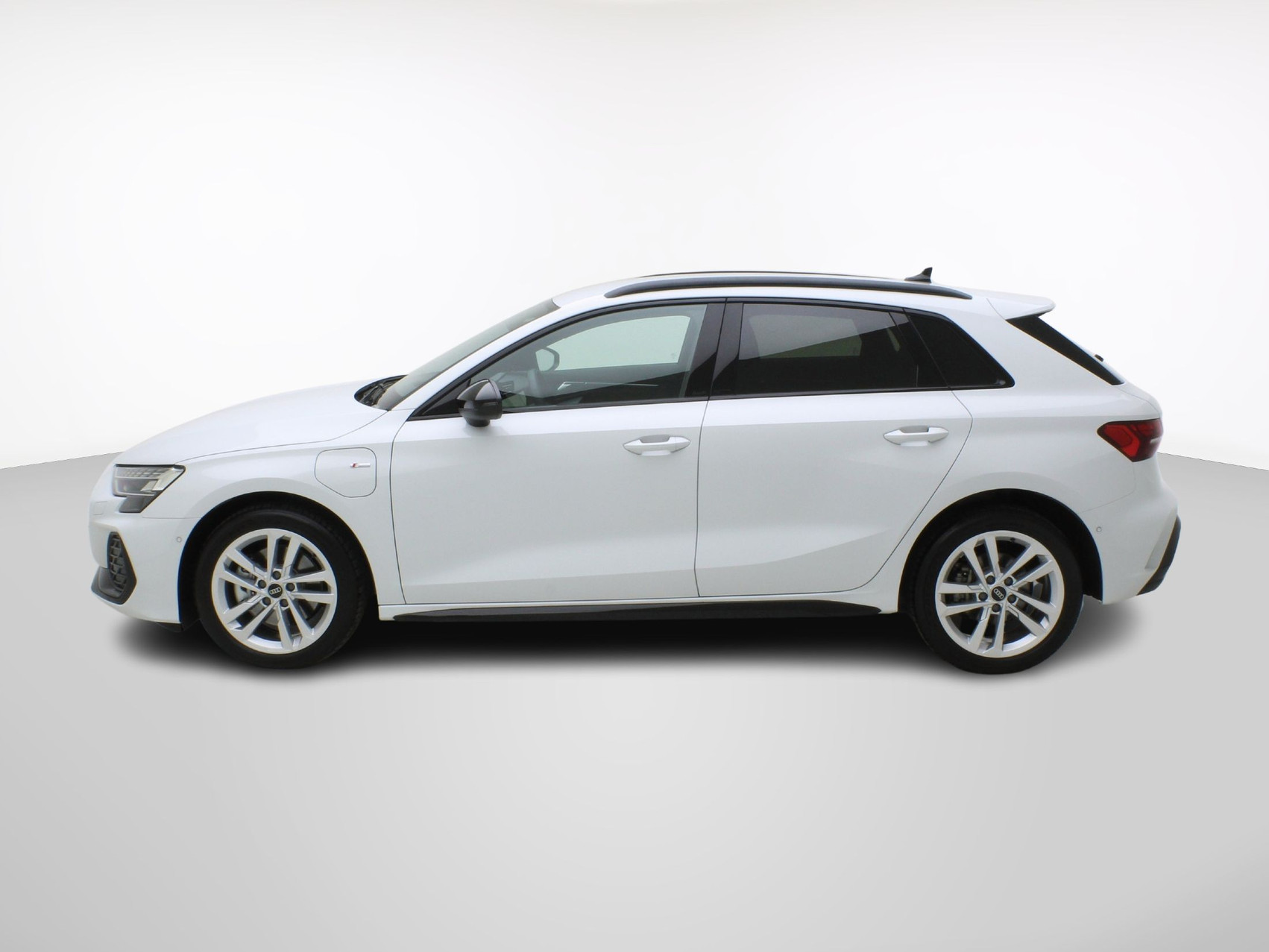 AUDI A3 Sportback 40 TFSI e S line S-Tronic **Audi Werksgarantie bis 04/2030**