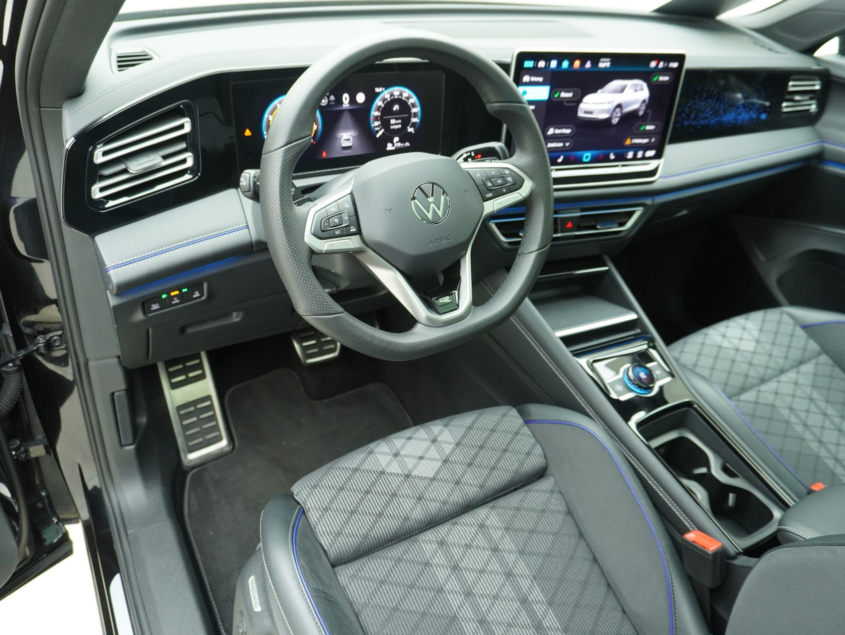 VW Tiguan 2.0 TSI DSG R-Line Black Style 4Motion (2025)