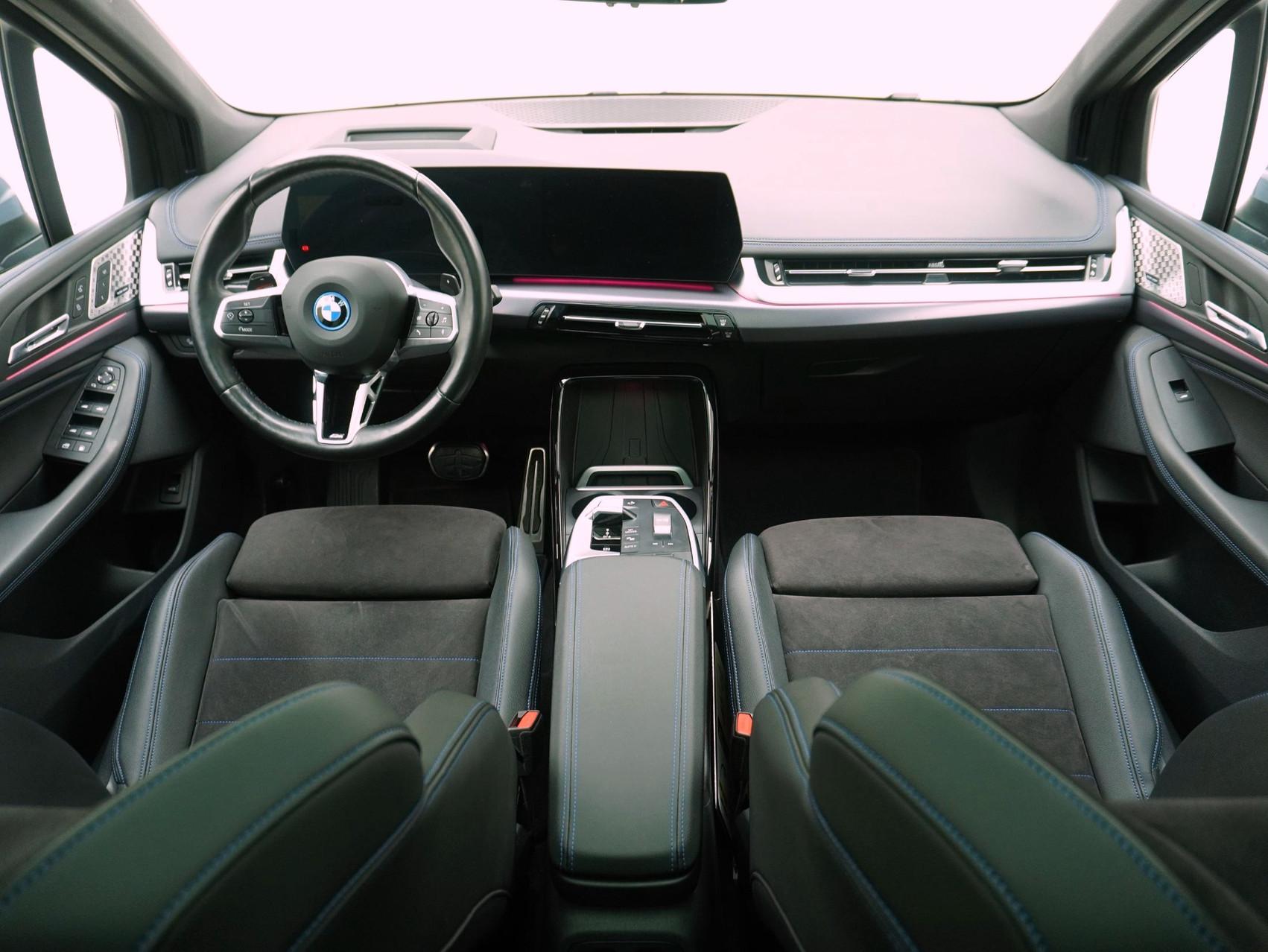 BMW 2er 230e xDrive Active Tourer M Sport