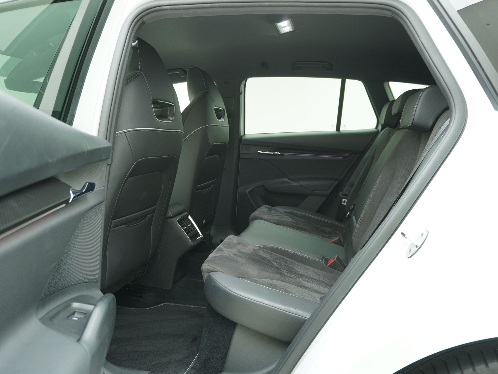 SKODA Enyaq iV 80x Sport Line