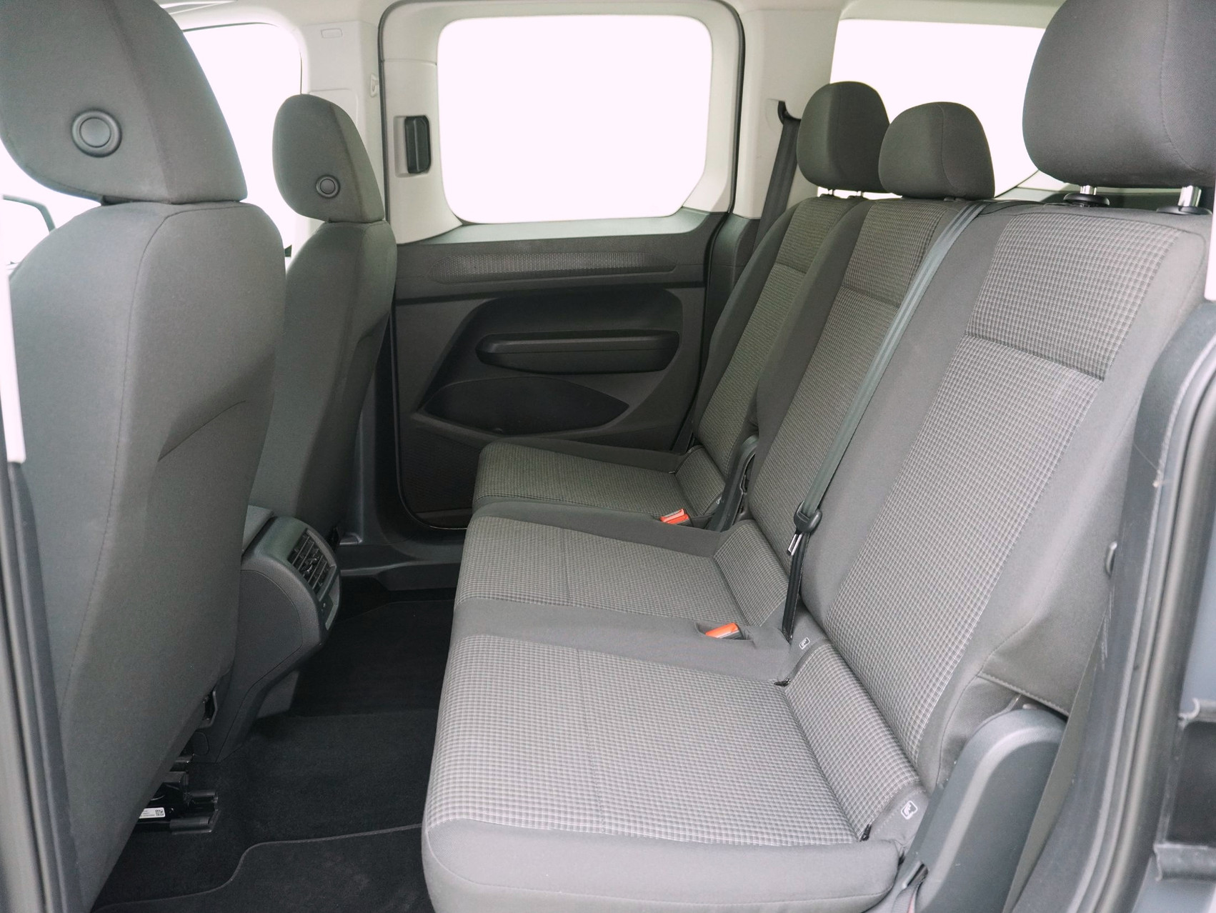 VW Caddy 2.0 TDI DSG Liberty