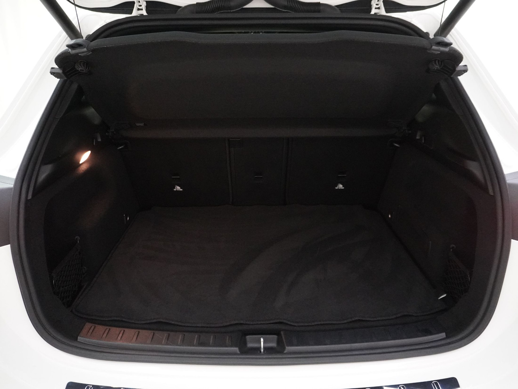 MERCEDES-BENZ GLA-Klasse GLA 200 AMG Line