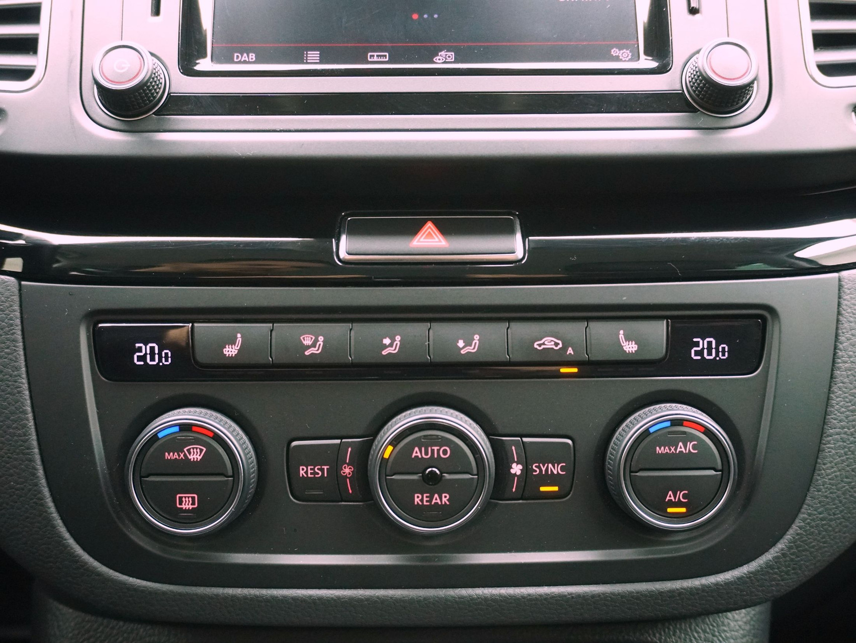 SEAT Alhambra 2.0 TDI DSG Hola FR 4×4