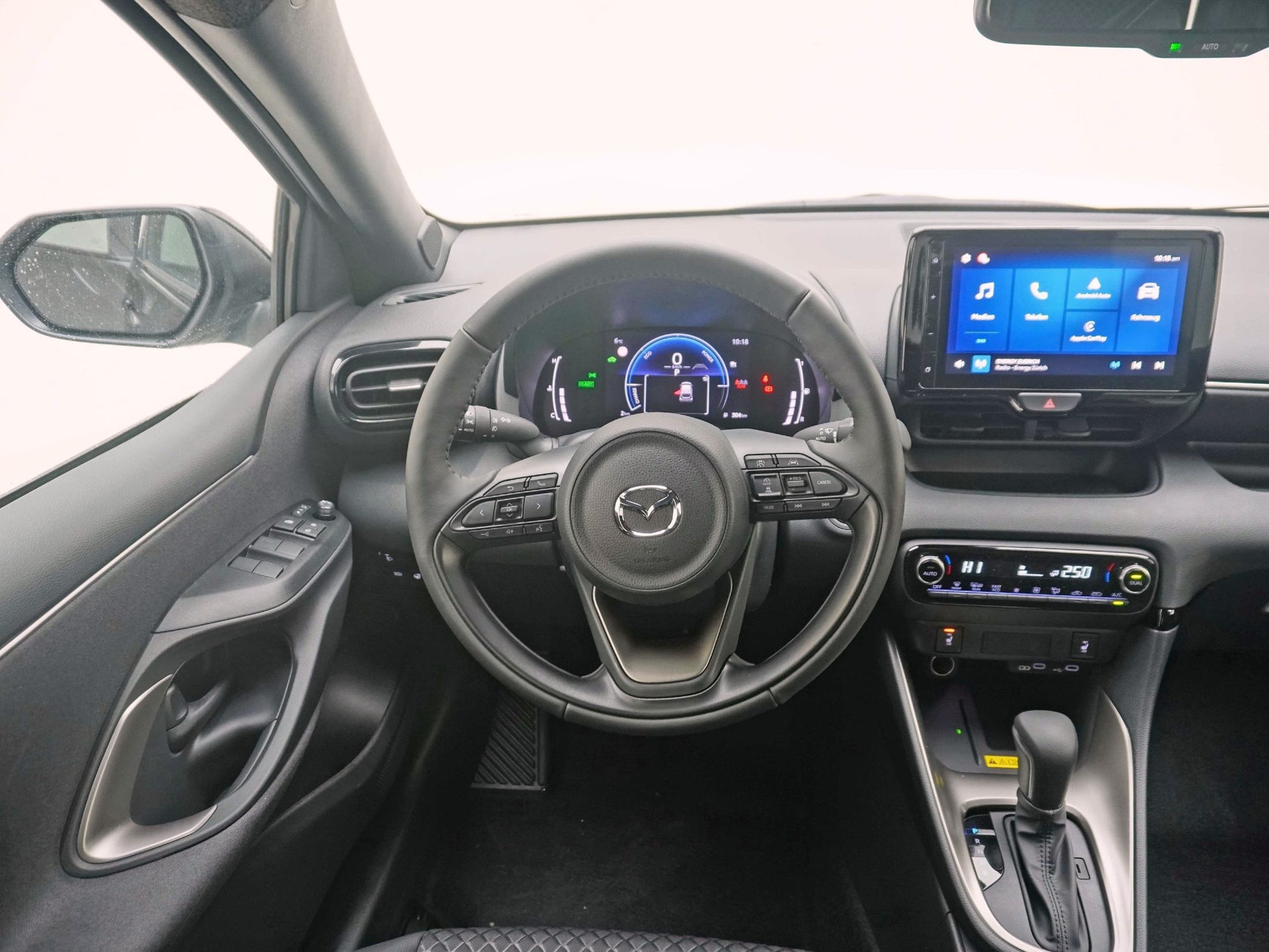 MAZDA 2 1.5 Hybrid Homura