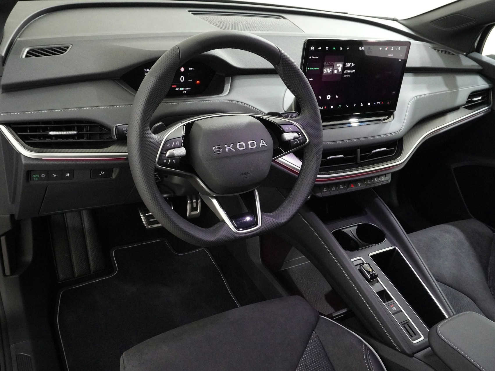 SKODA Enyaq iV 85x SportLine