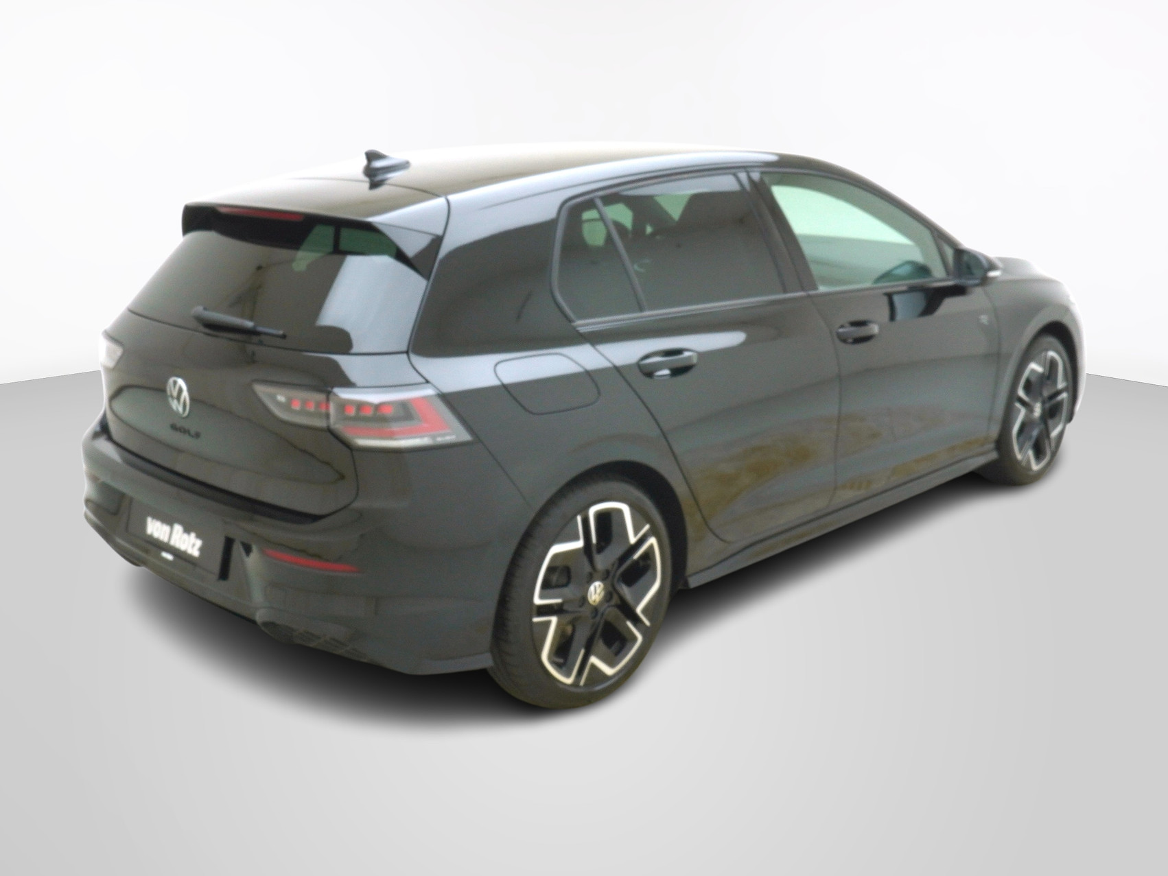 VW Golf VIII 1.5 eTSI R-Line DSG
