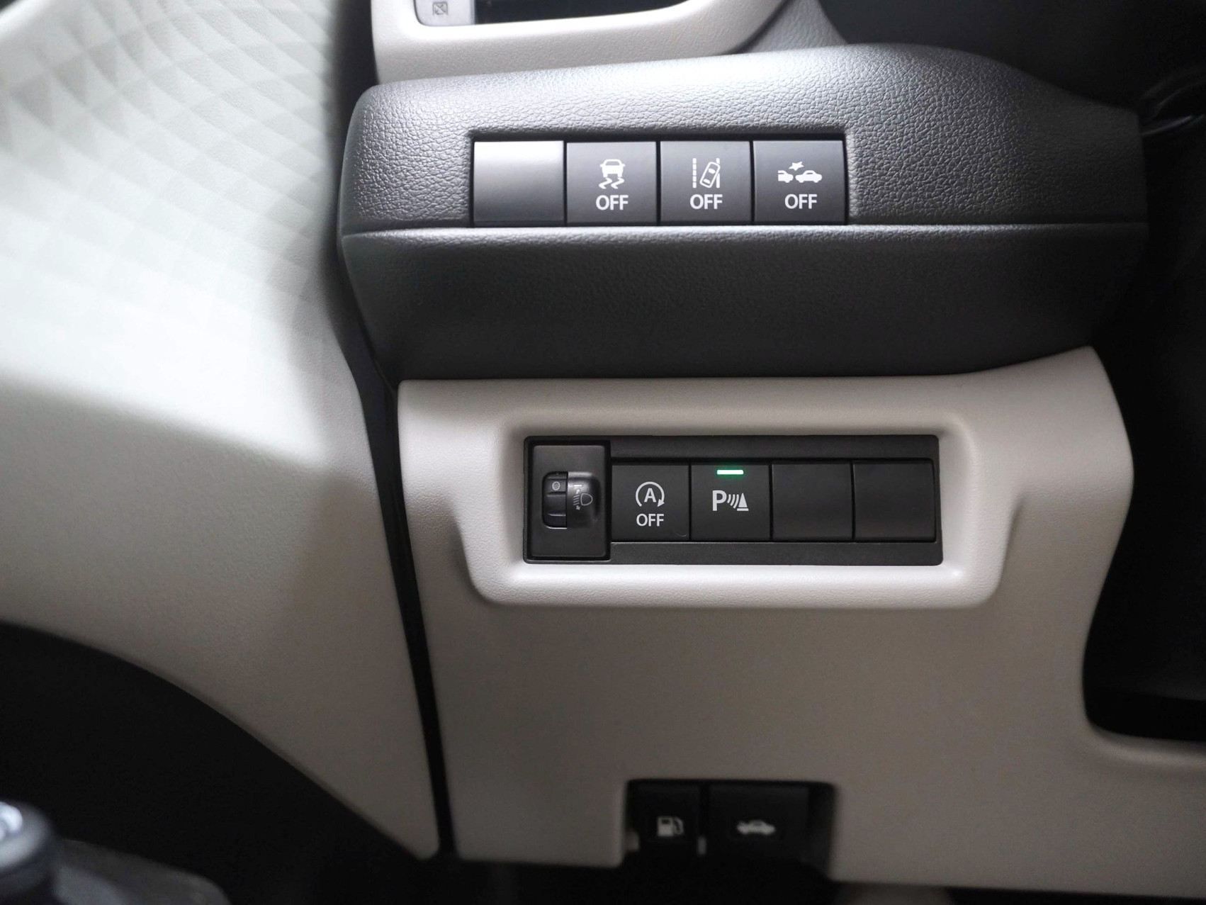 SUZUKI Swift 1.2 Compact Top Hybrid 4×4