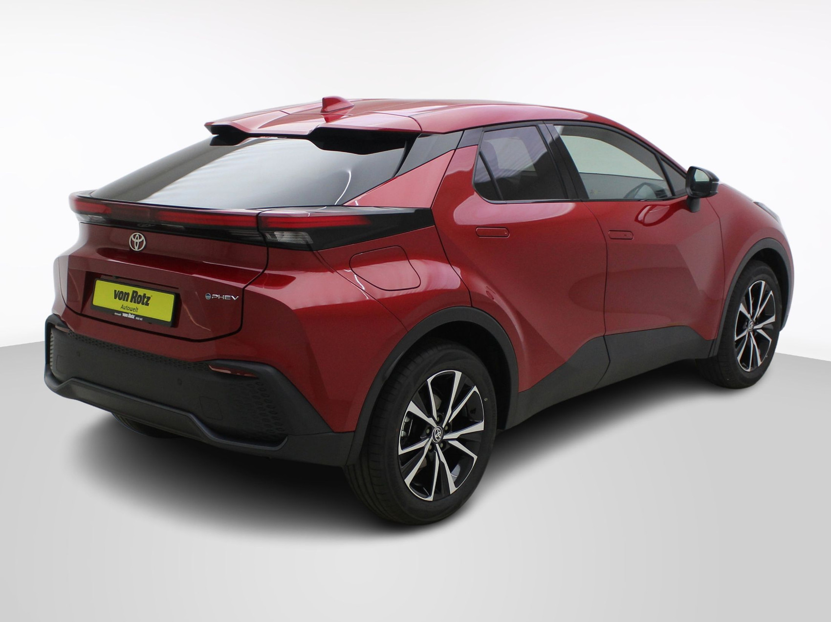 TOYOTA C-HR 2.0 PHEV Swiss Edition ** inkl. 8-Fach bereift **