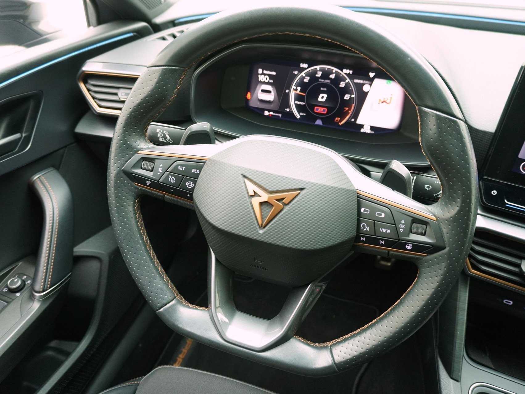 CUPRA Leon 2.0 TSI DSG VZ