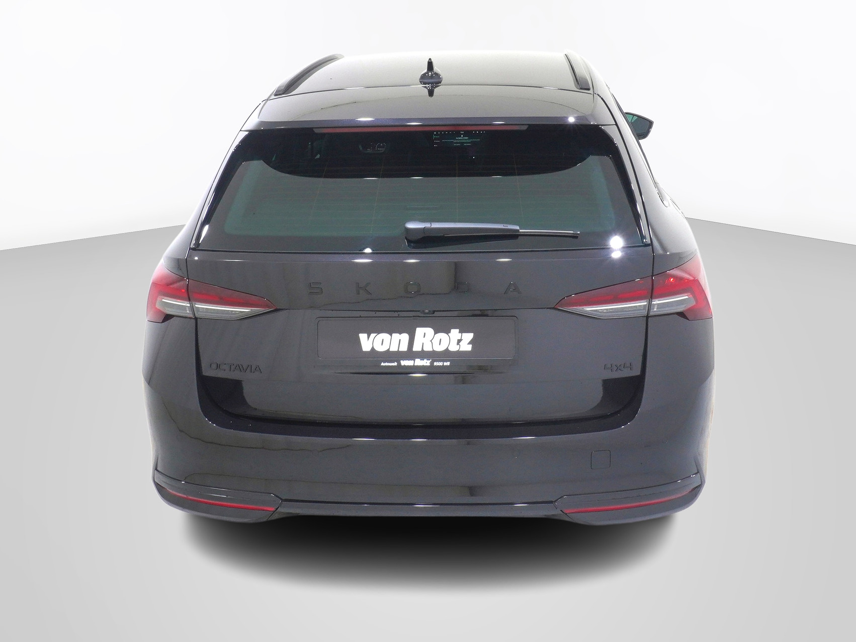 SKODA Octavia 2.0 TSI SportLine 4×4 DSG