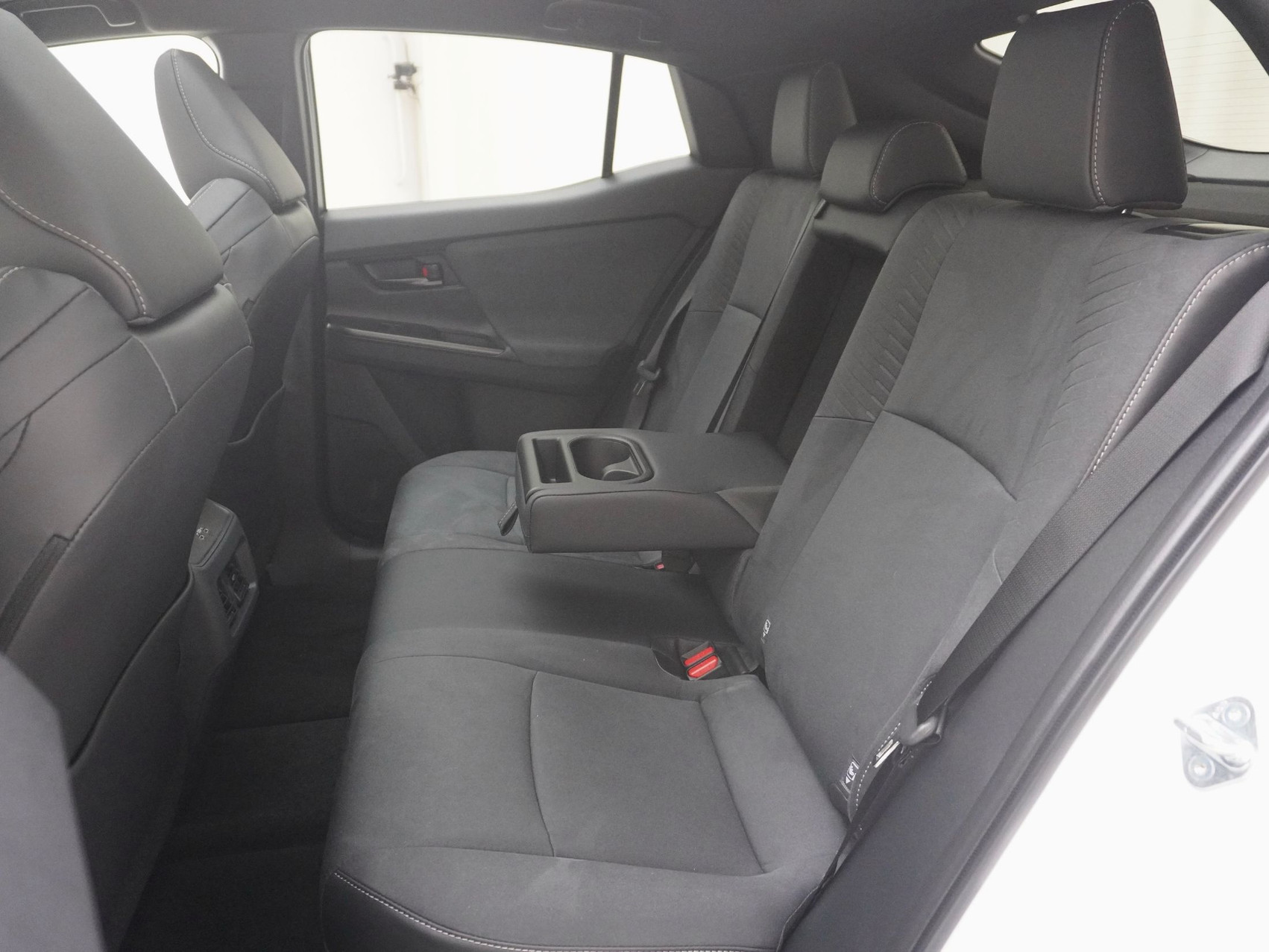 TOYOTA C-HR+ 77 KWh AWD Premium ** mit Panoramadach **