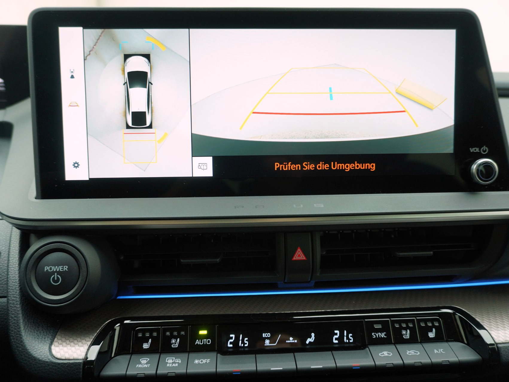 TOYOTA Prius 2.0 Plug-In-Hybrid Premium